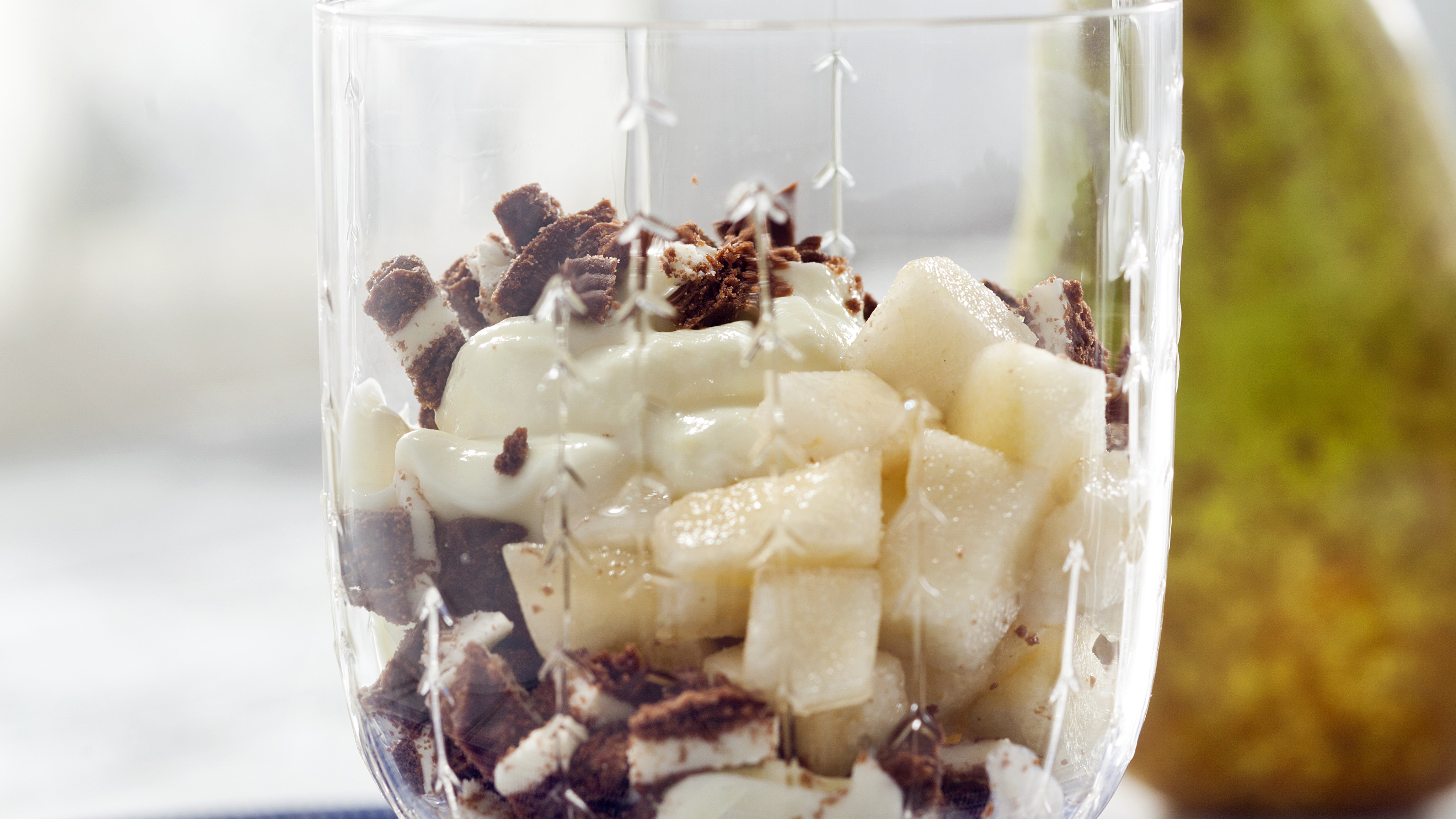 Minttuinen  päärynäjälkiruoka