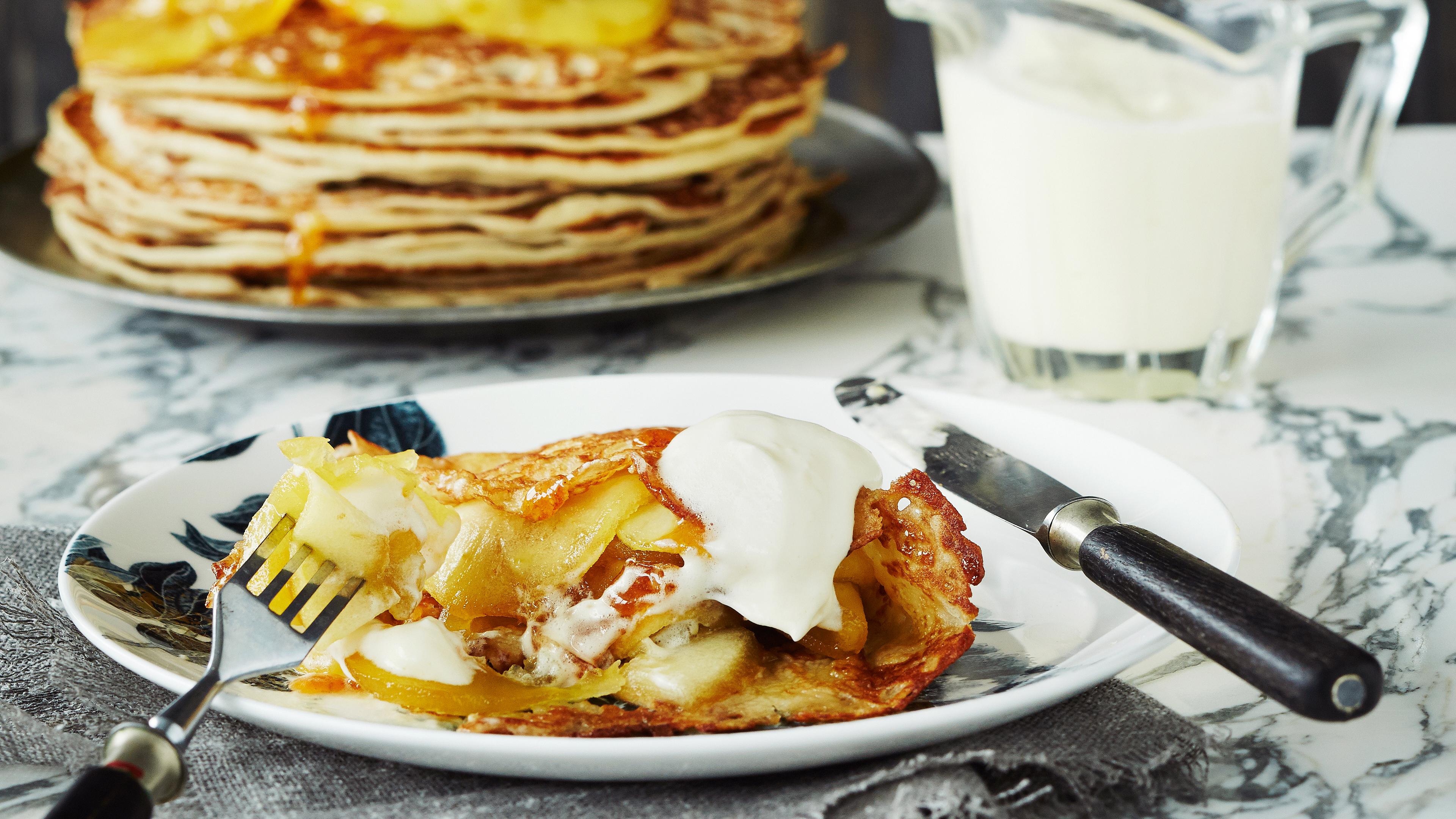 Omenaletut ja karamellisoidut omenat 