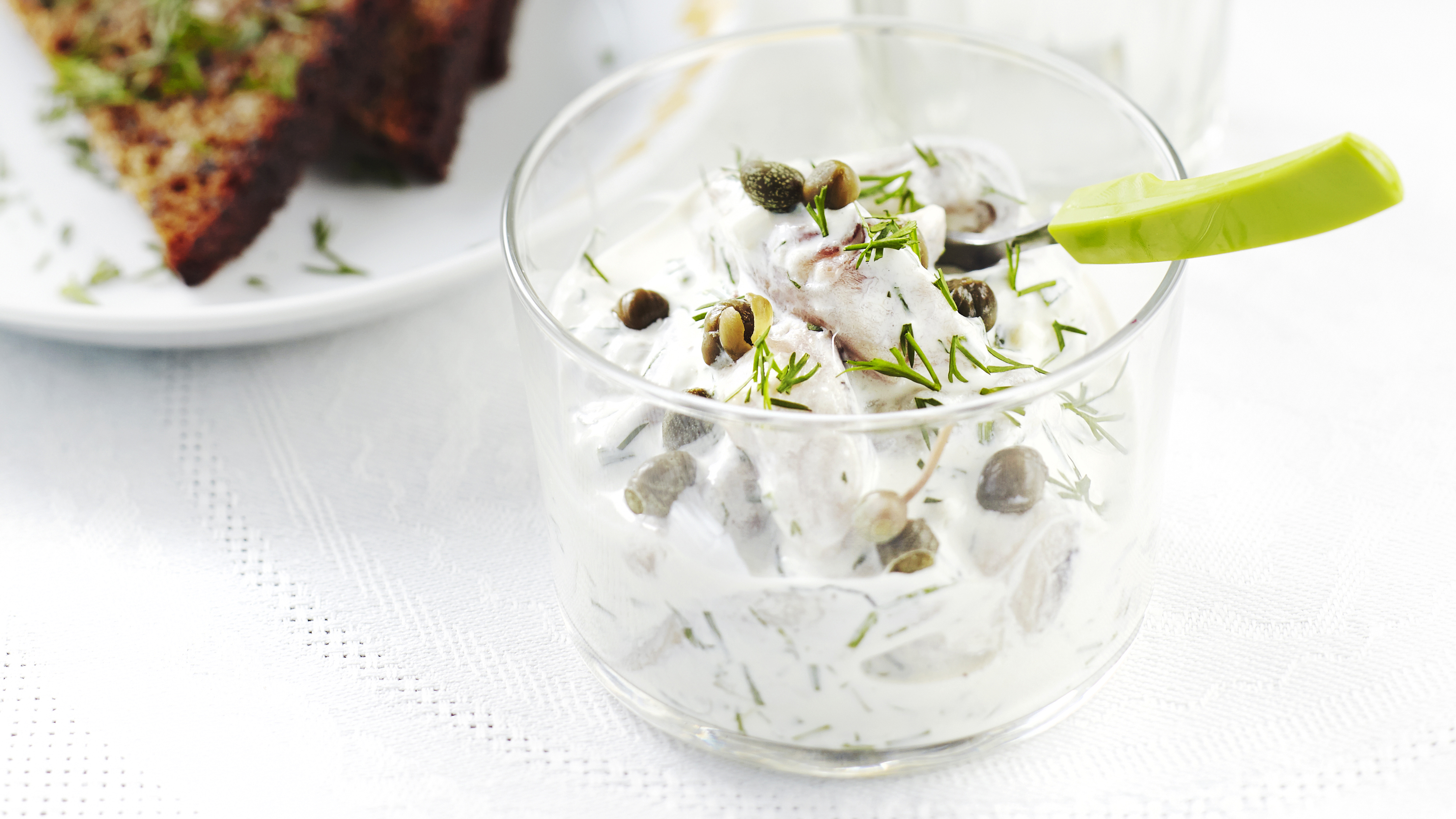 Kapris-jogurttisilli