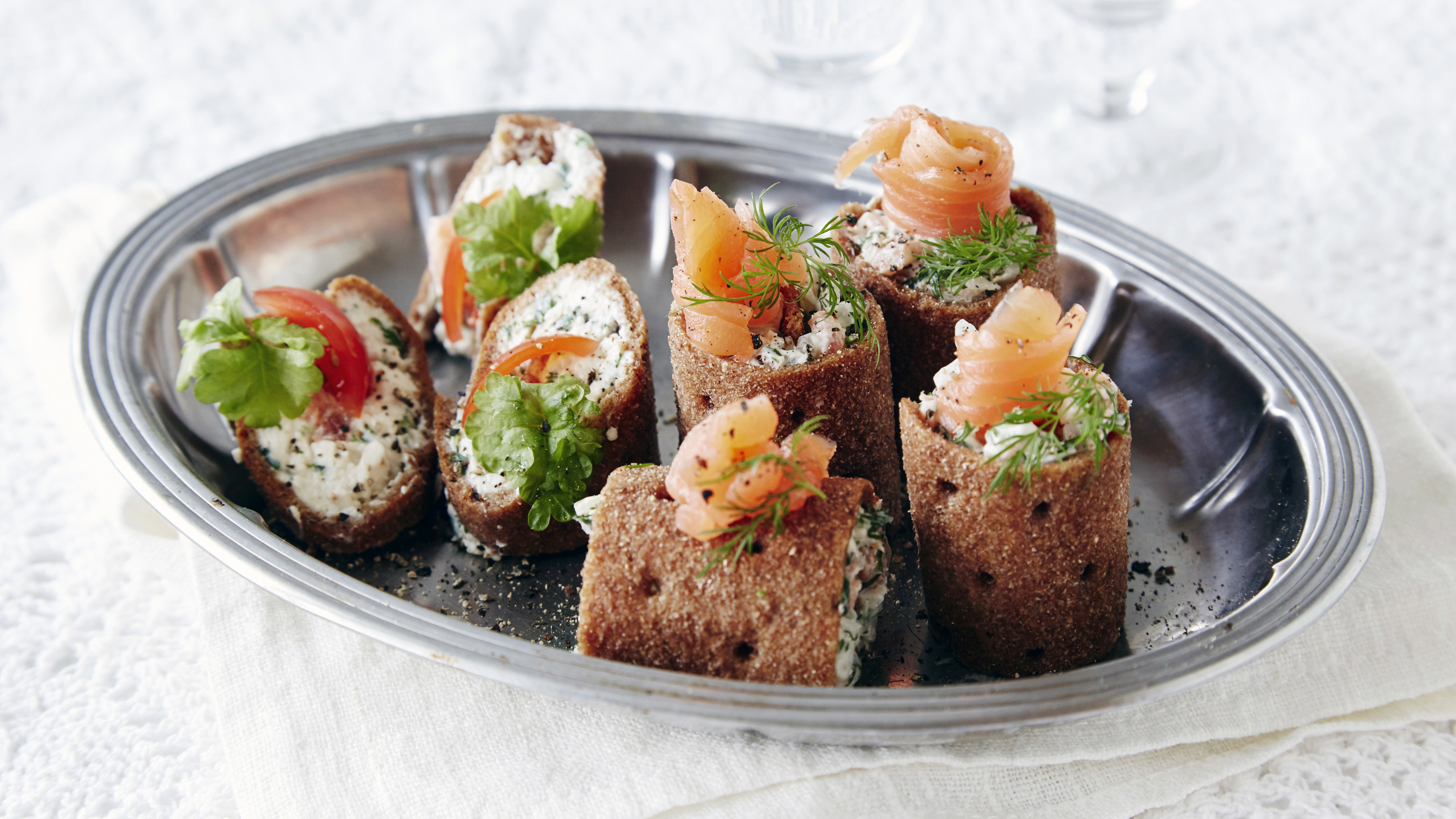 Helpot hapankorppurullat