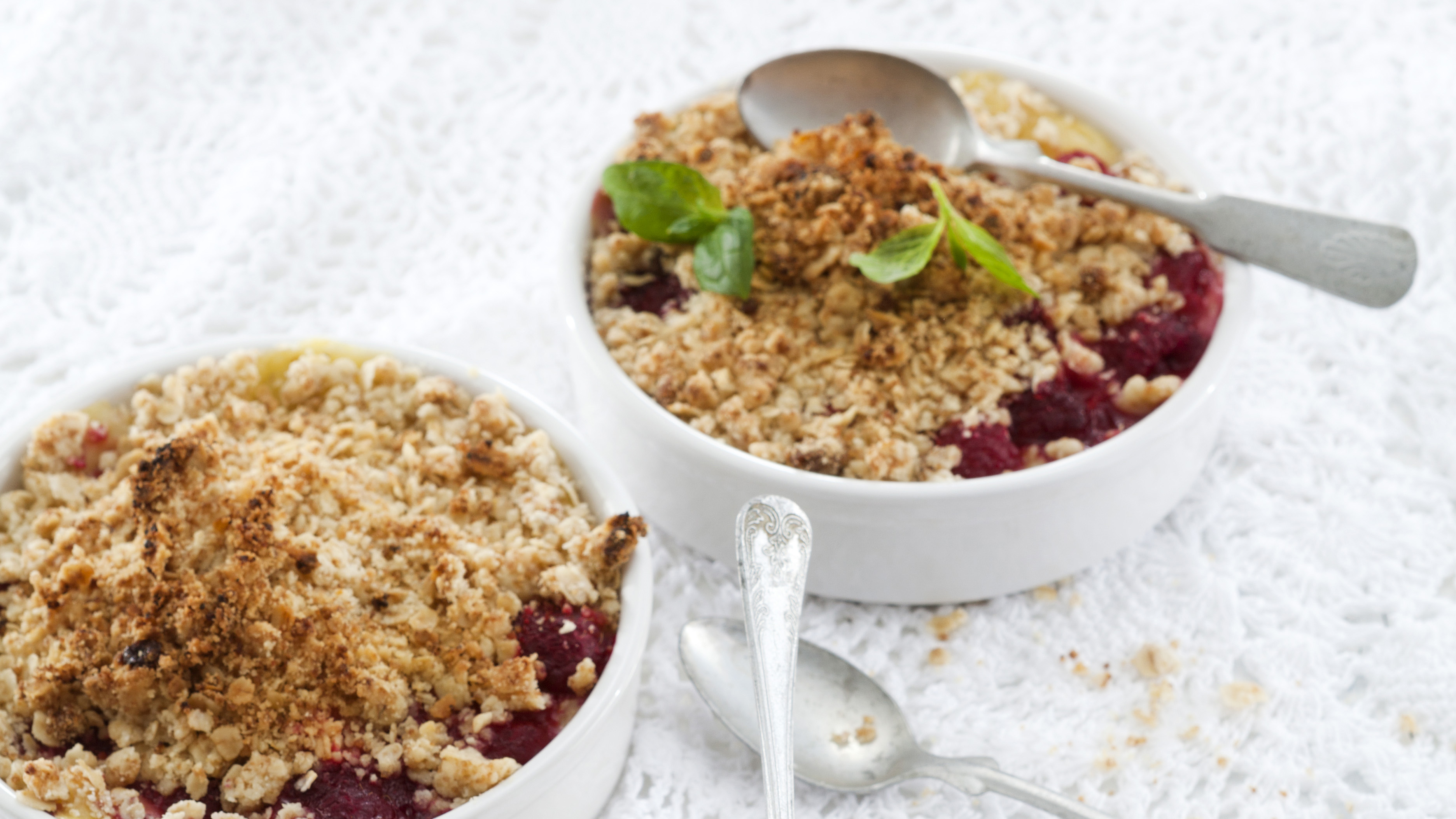 Vaniljainen vadelma-murupaistos 