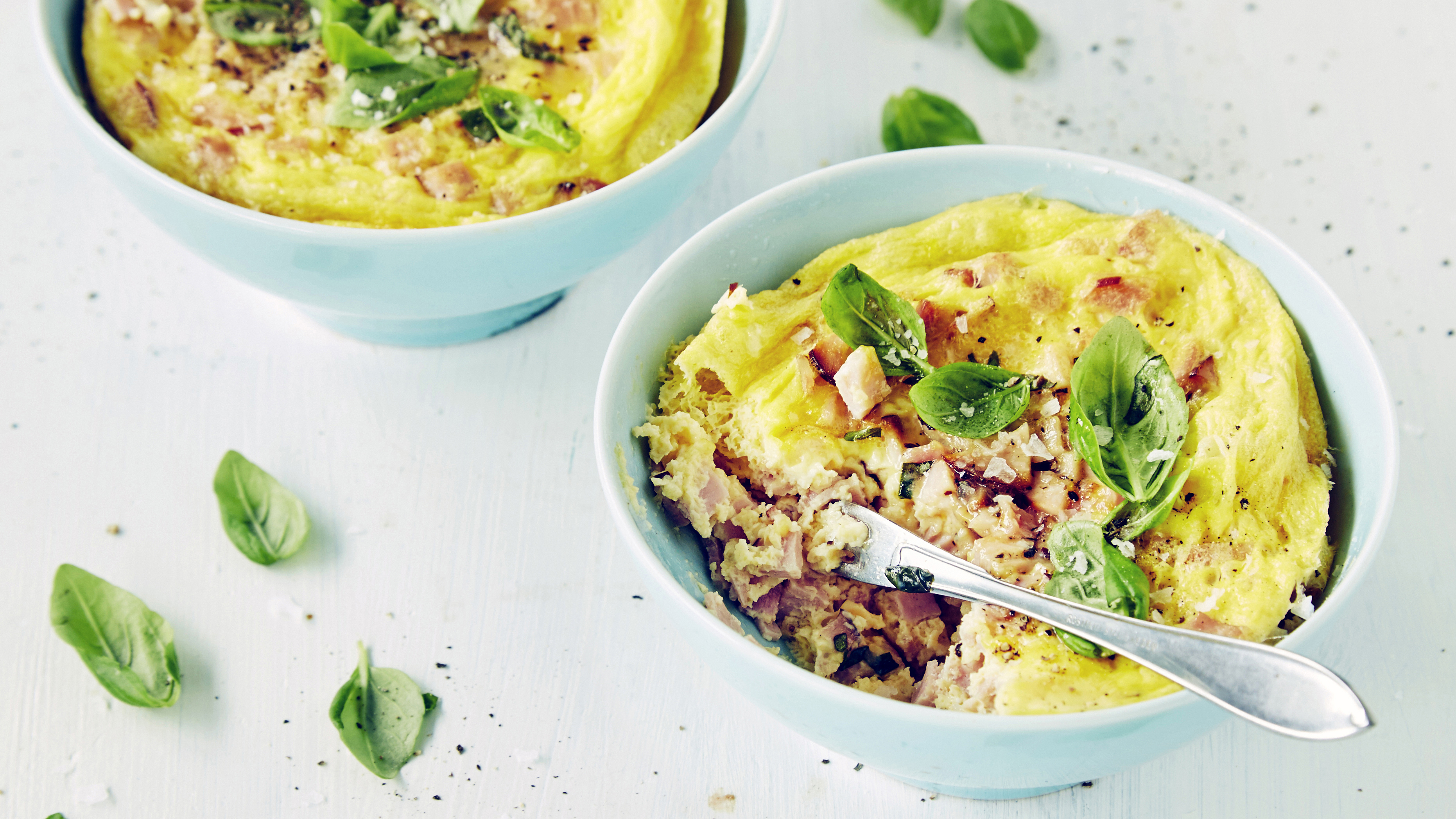 Kinkkumunakas mikrossa