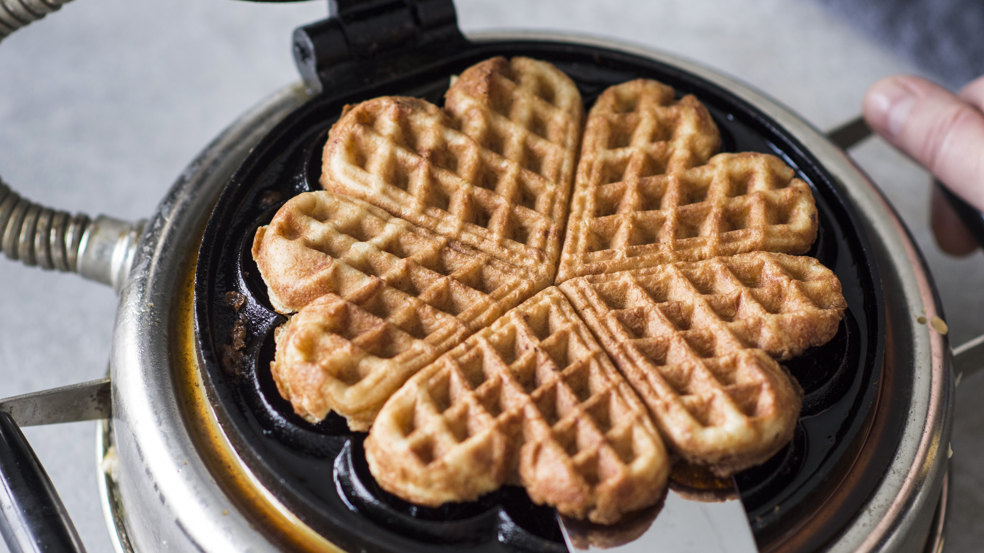 Gluteeniton ja maidoton vohvelitaikina