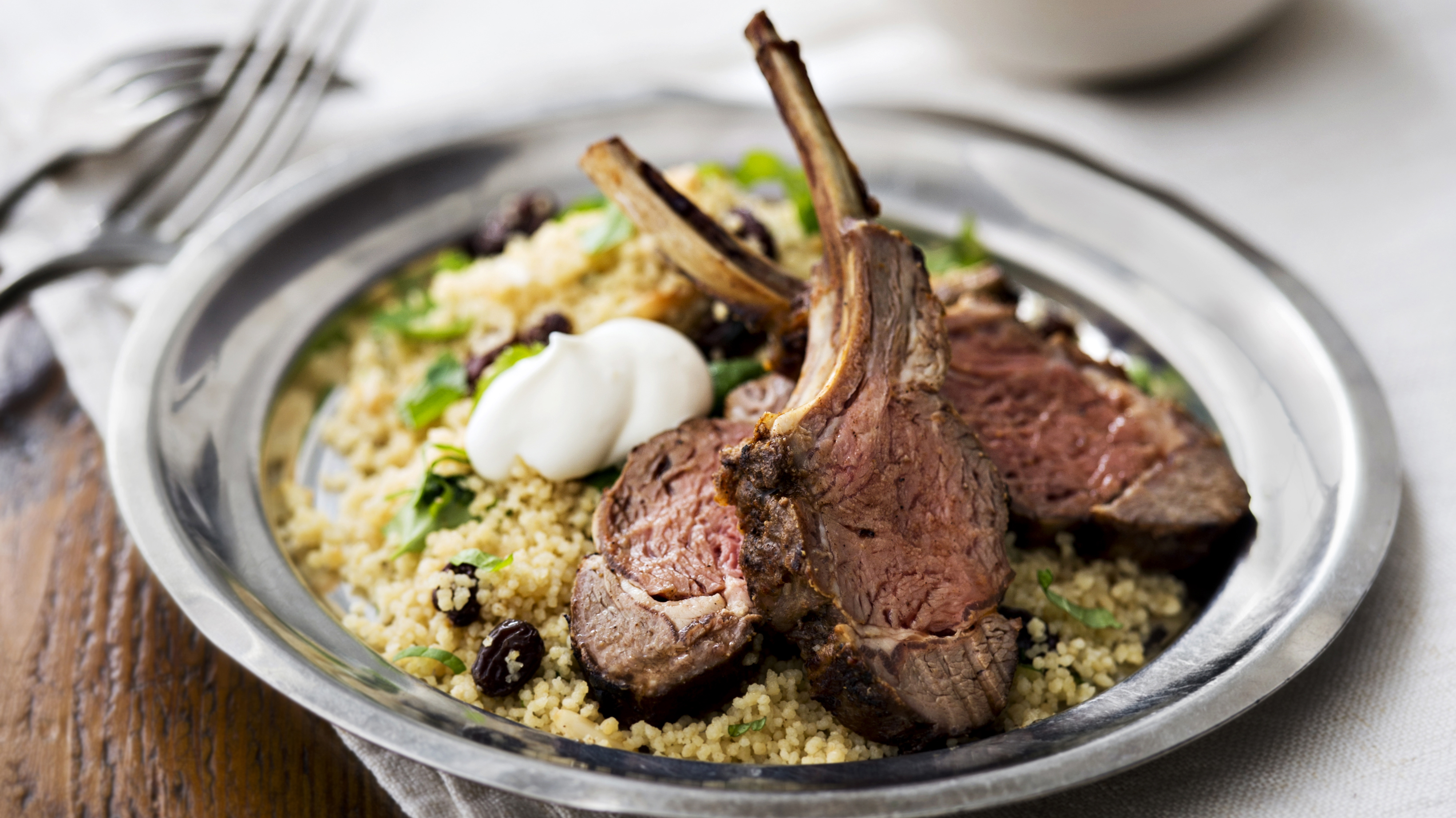 Harissamaustettu lampaankare