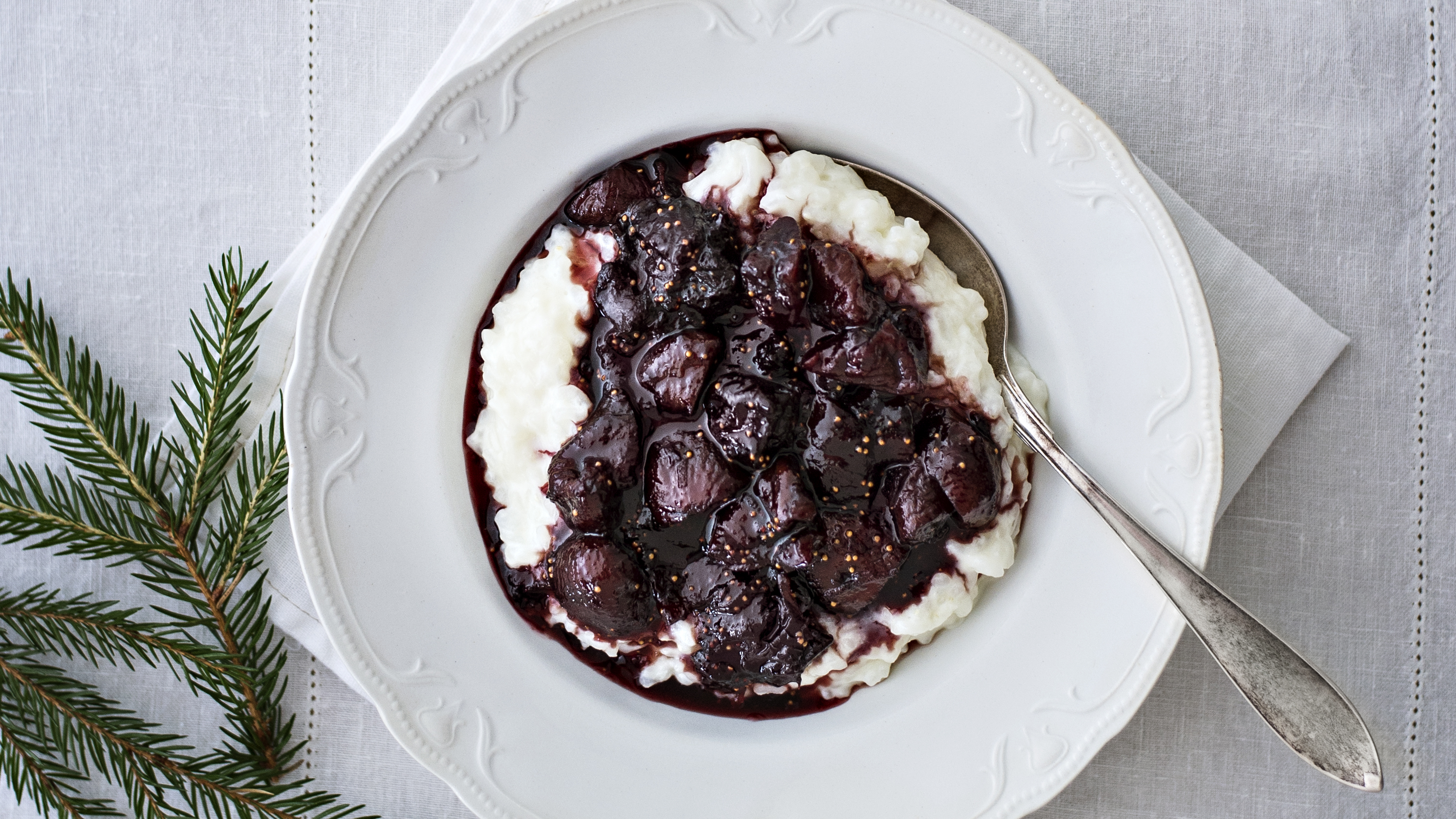 Marinoidut luumut ja viikunat