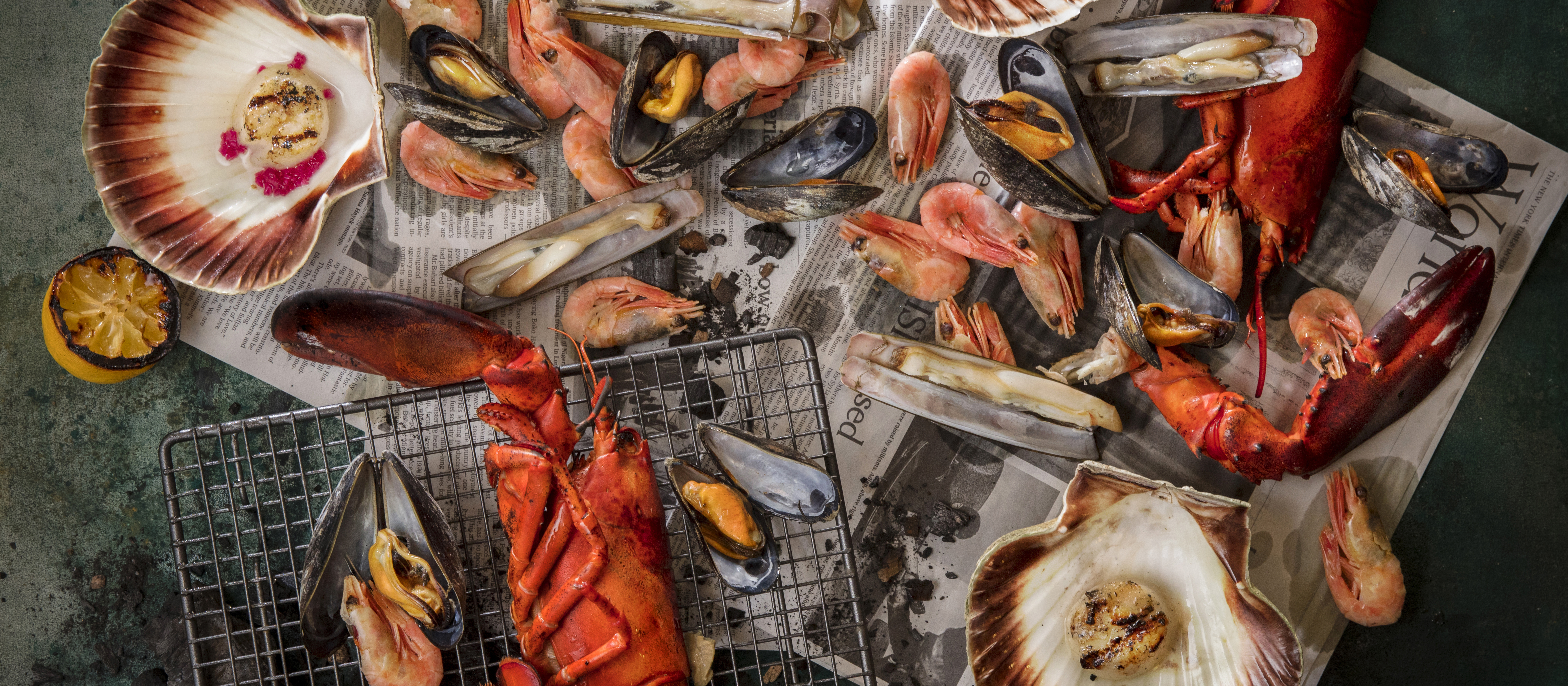 Grillatut ja savustetut simpukat ja äyriäiset