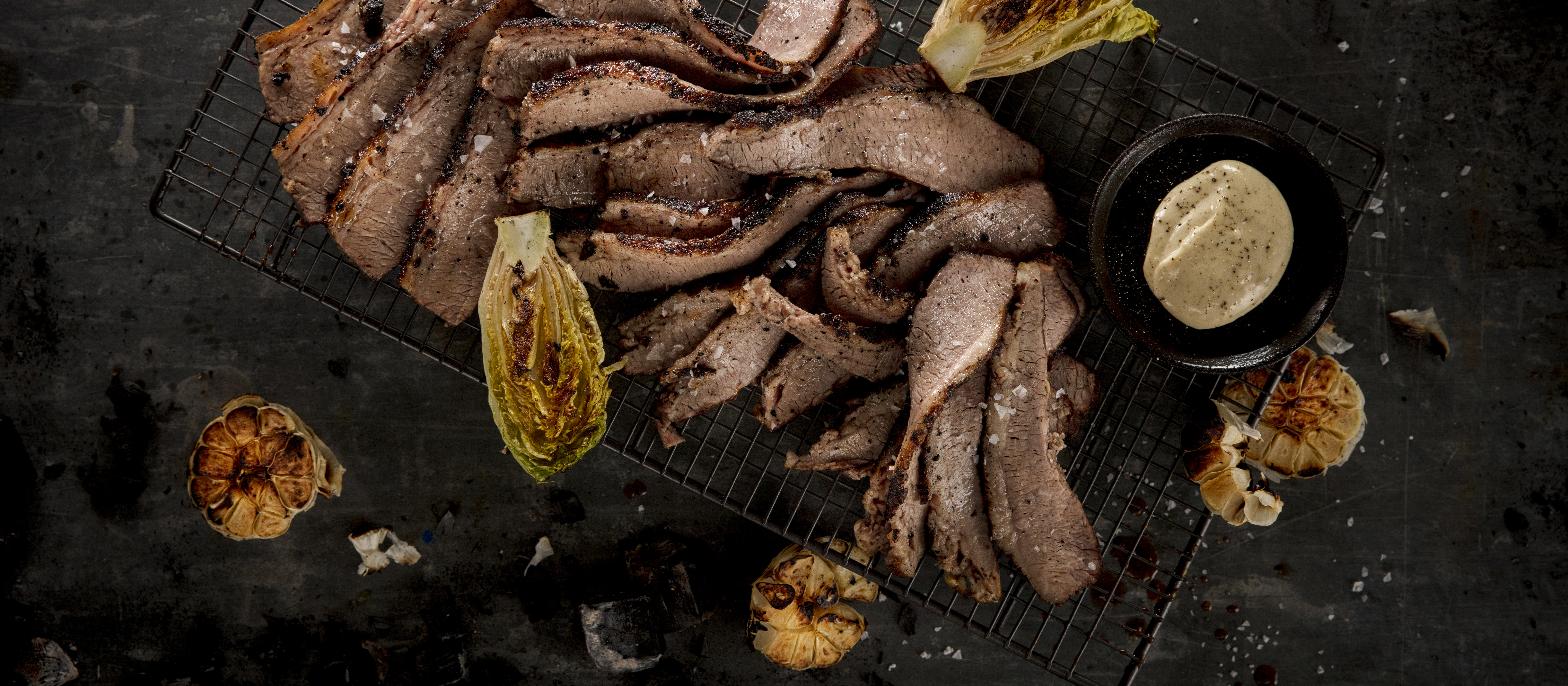 Pitkään savustettu pastramihärkä