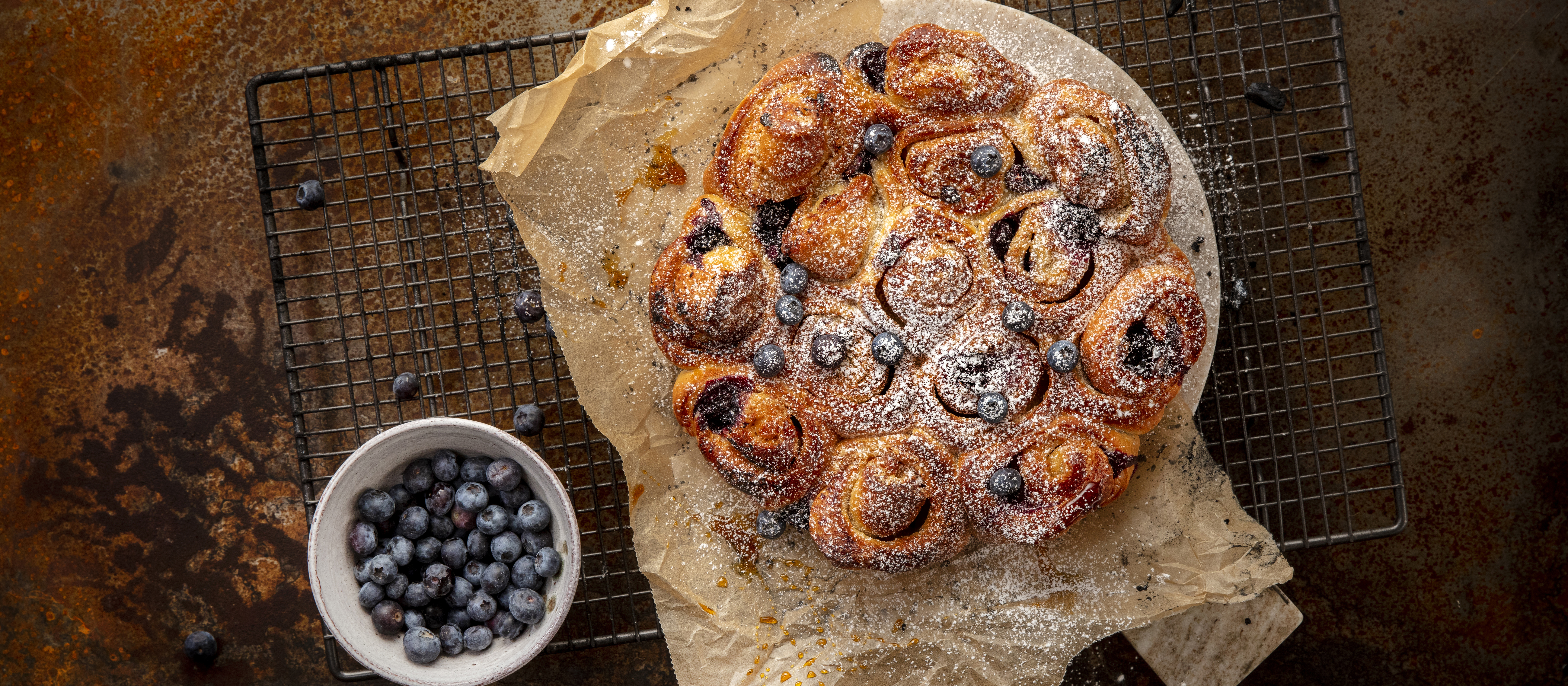 Mustikkapulla grillissä