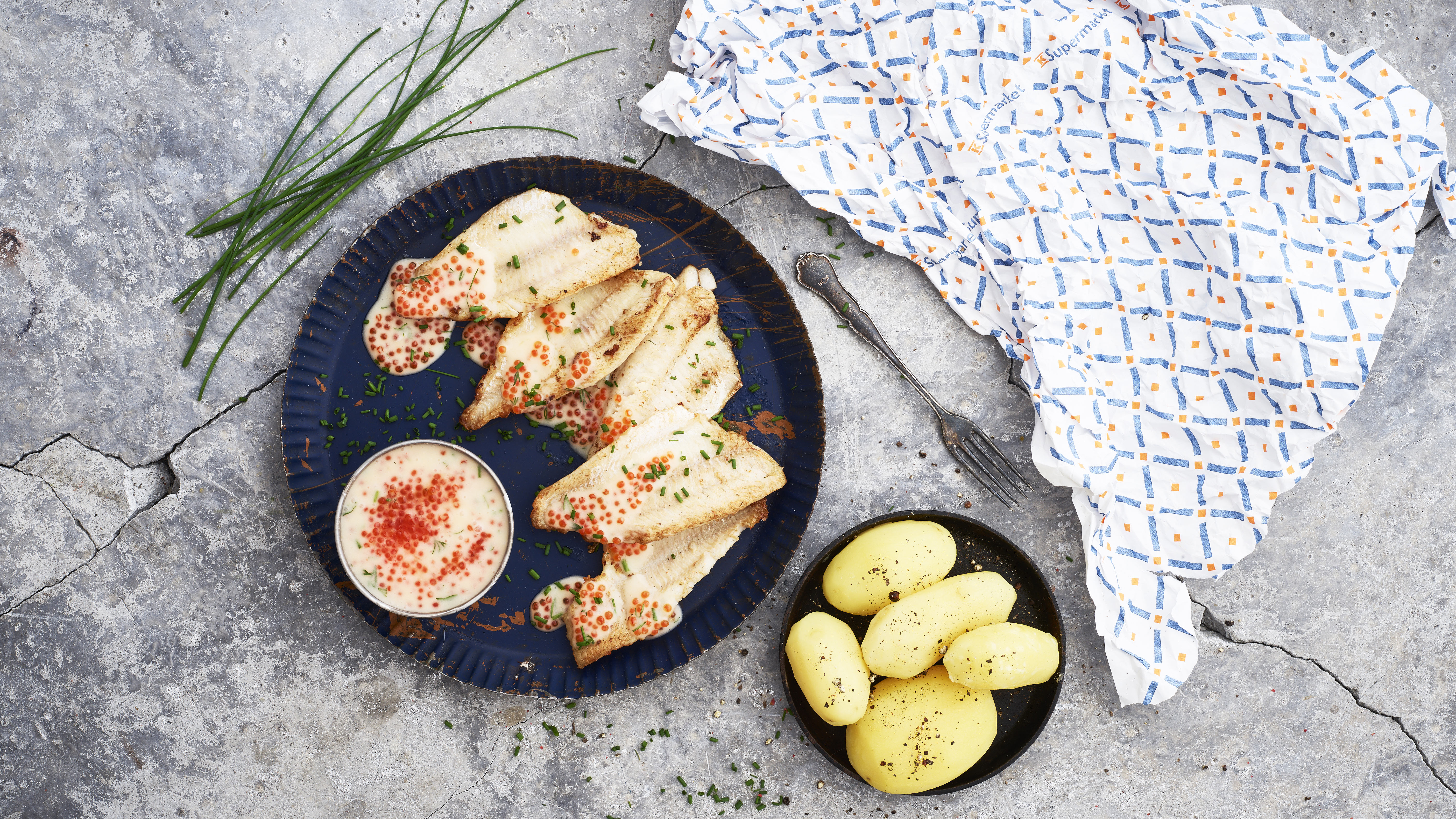 Ahvenfileet ja lämmin mätikastike