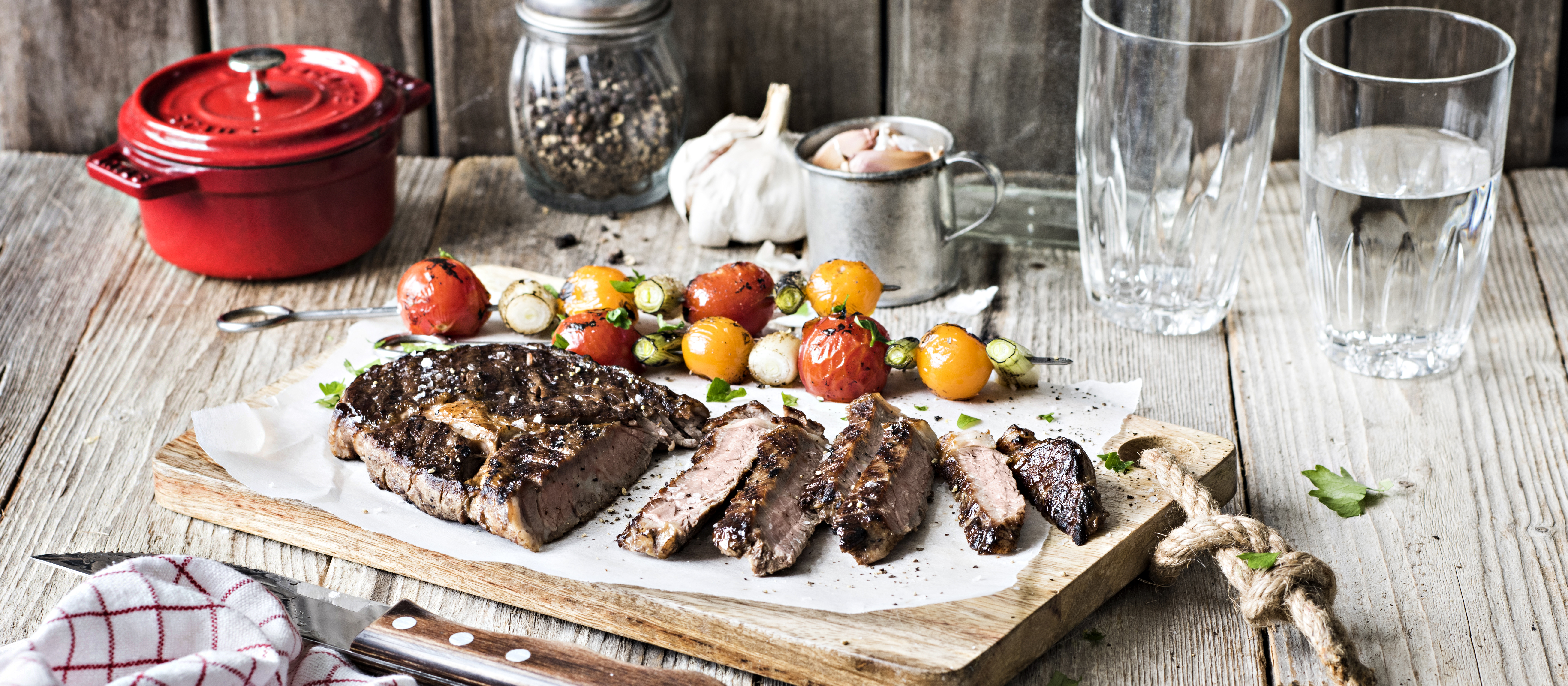 Entreĉotepihvit ja tomaattivartaat