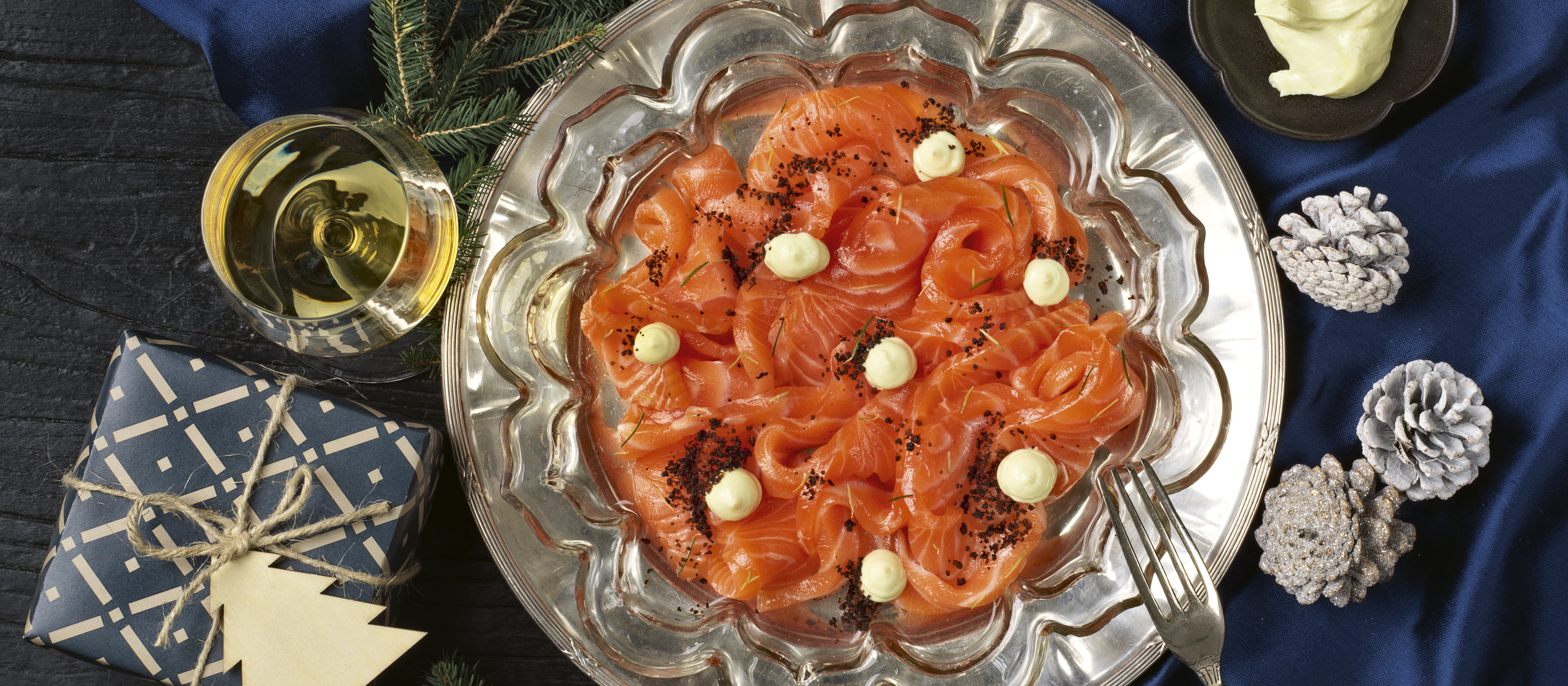 Kuusigraavattu Lohi Alkuruoat Reseptit K Ruoka