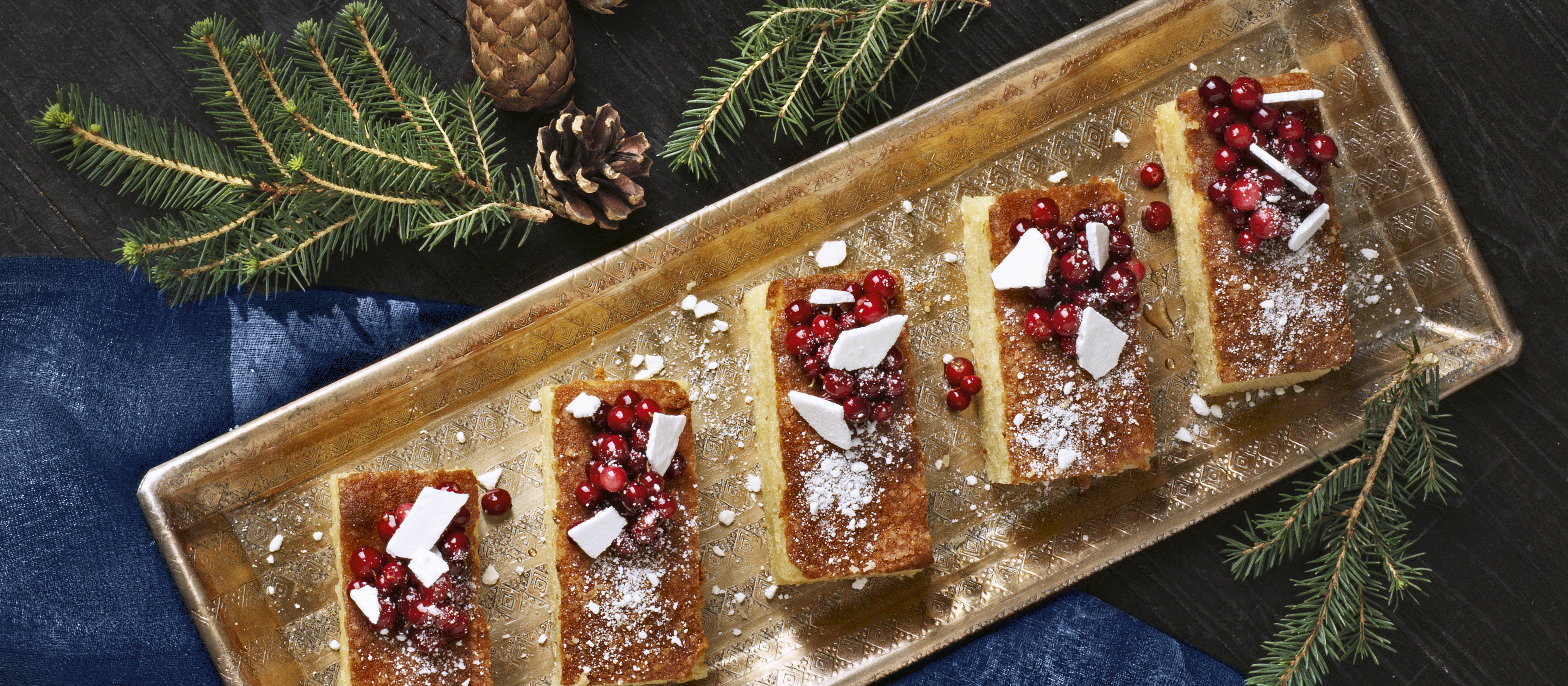 Gluteeniton mantelikakku ja kuusikreemi