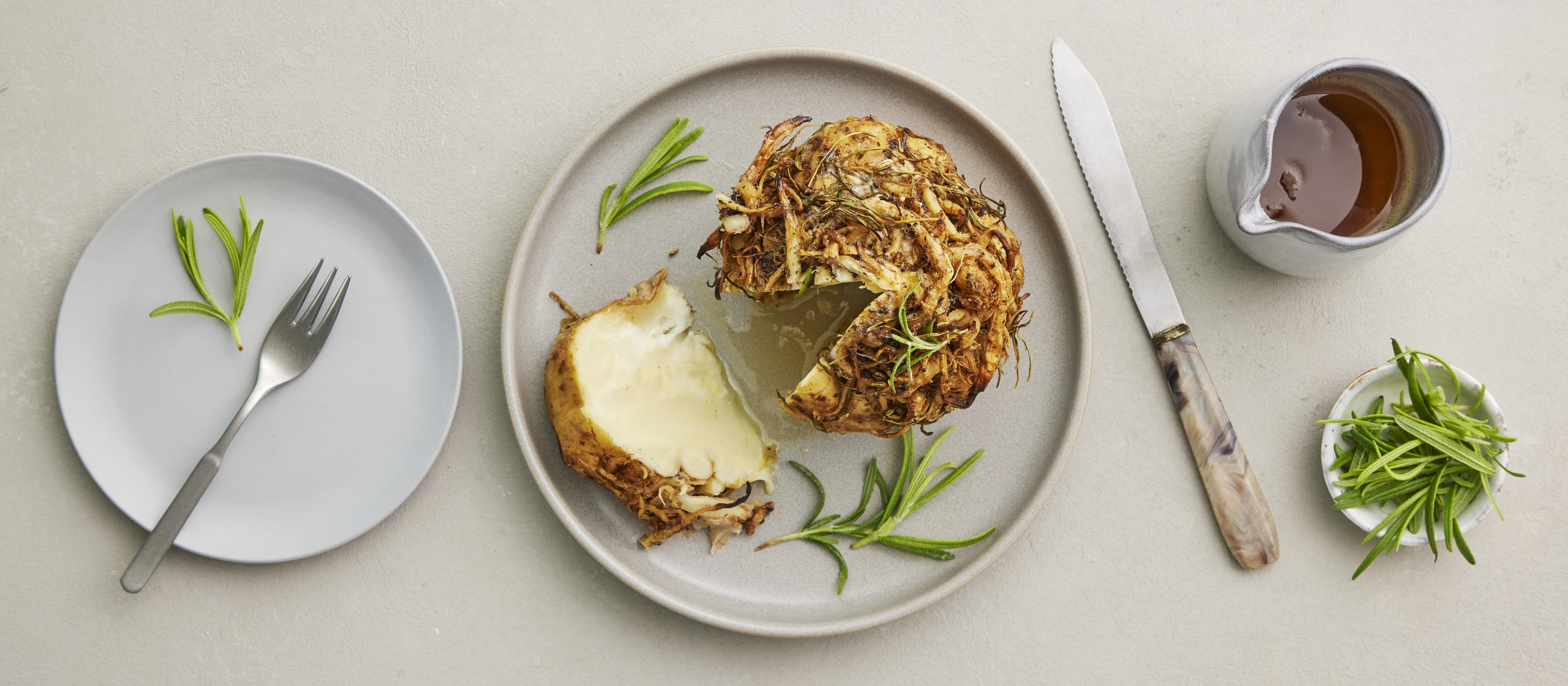 Kokonaisena paahdettu juuriselleri