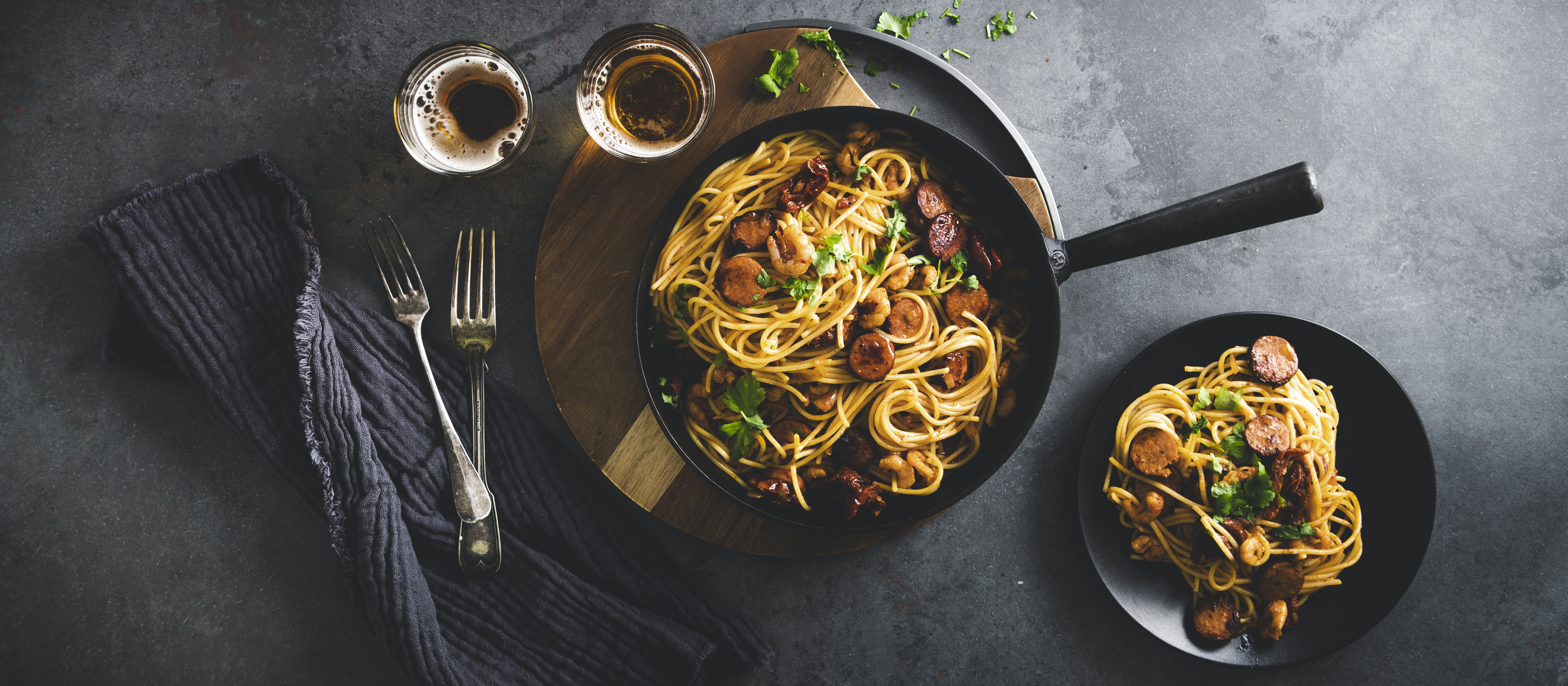 Makkara-katkarapupasta