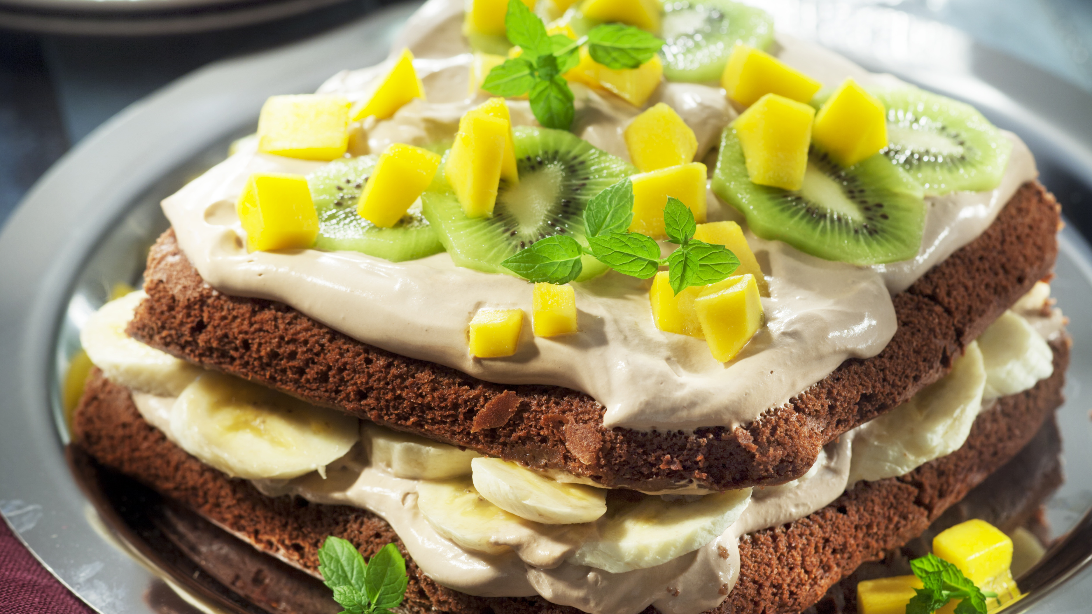 Mango-suklaakermakakku