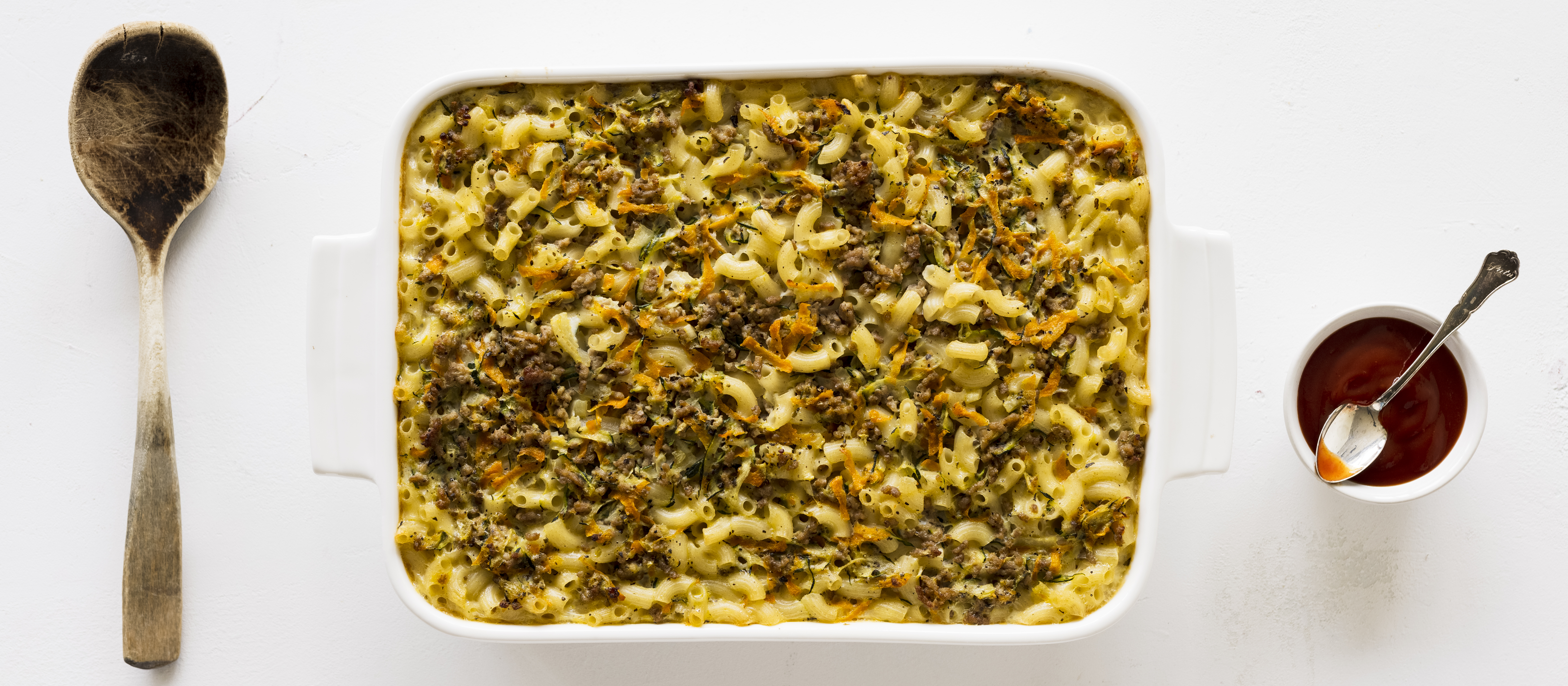 Mehevä liha-makaronilaatikko