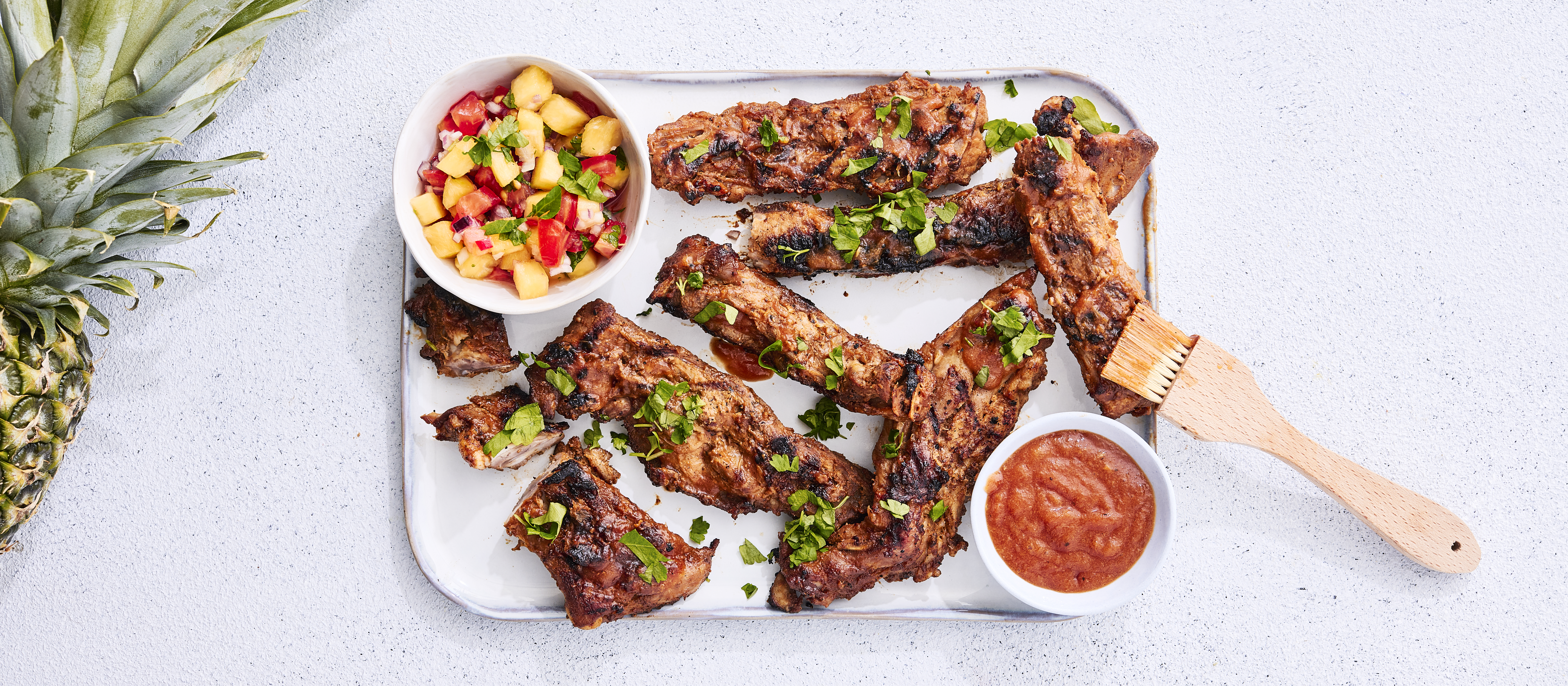 Miniribsit ja ananassalsa