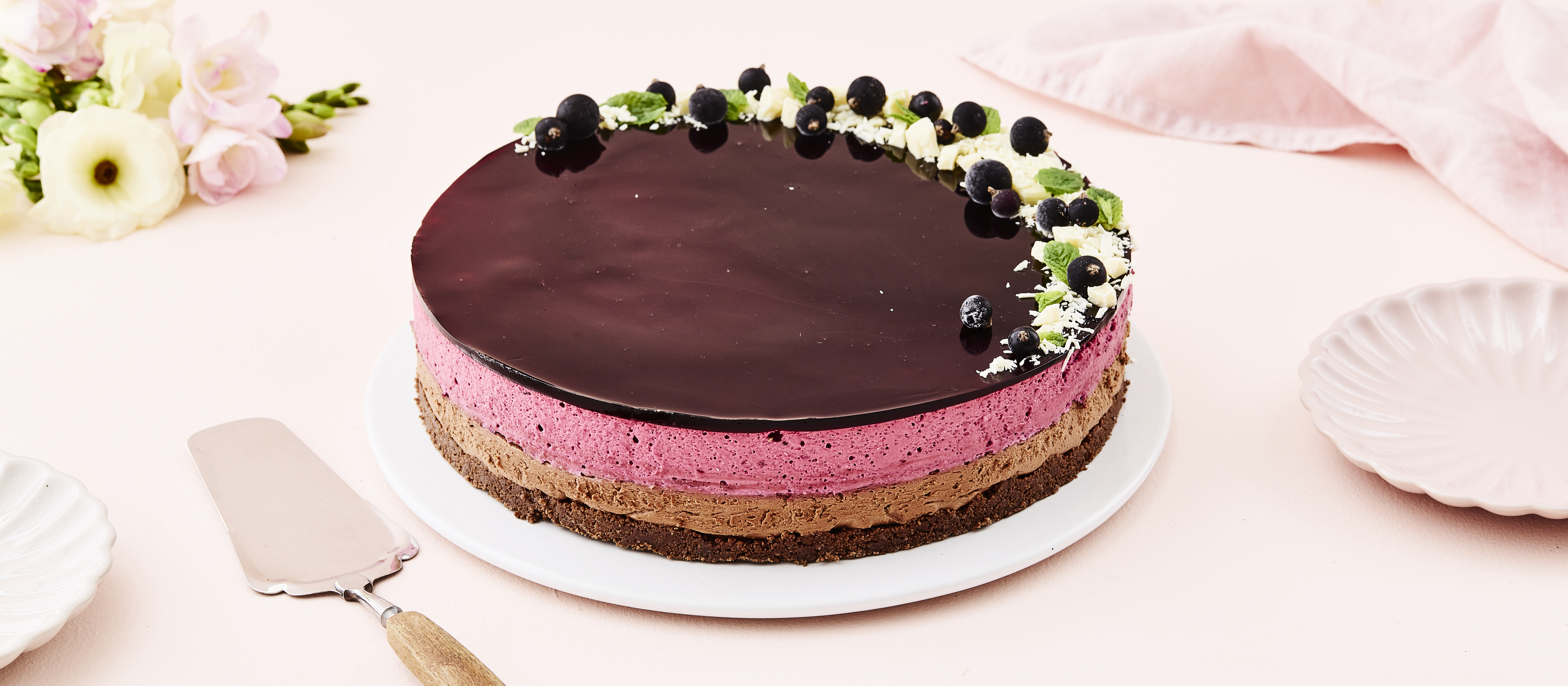 Mustaherukkajuustokakku