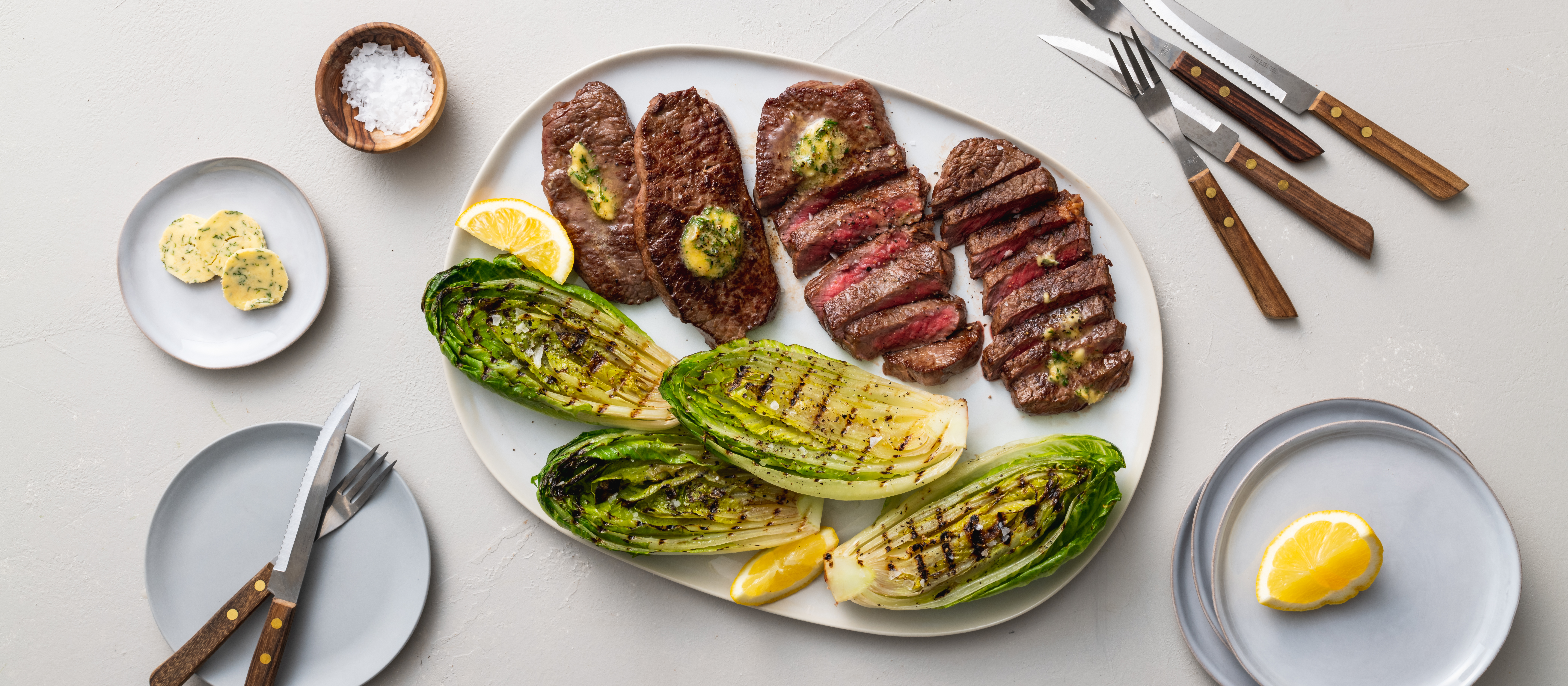 Naudan ulkofileepihvit grillissä