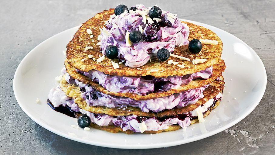 Letut Ja Valkosuklaa Mustikkarahkatayte Jalkiruoat Reseptit K Ruoka