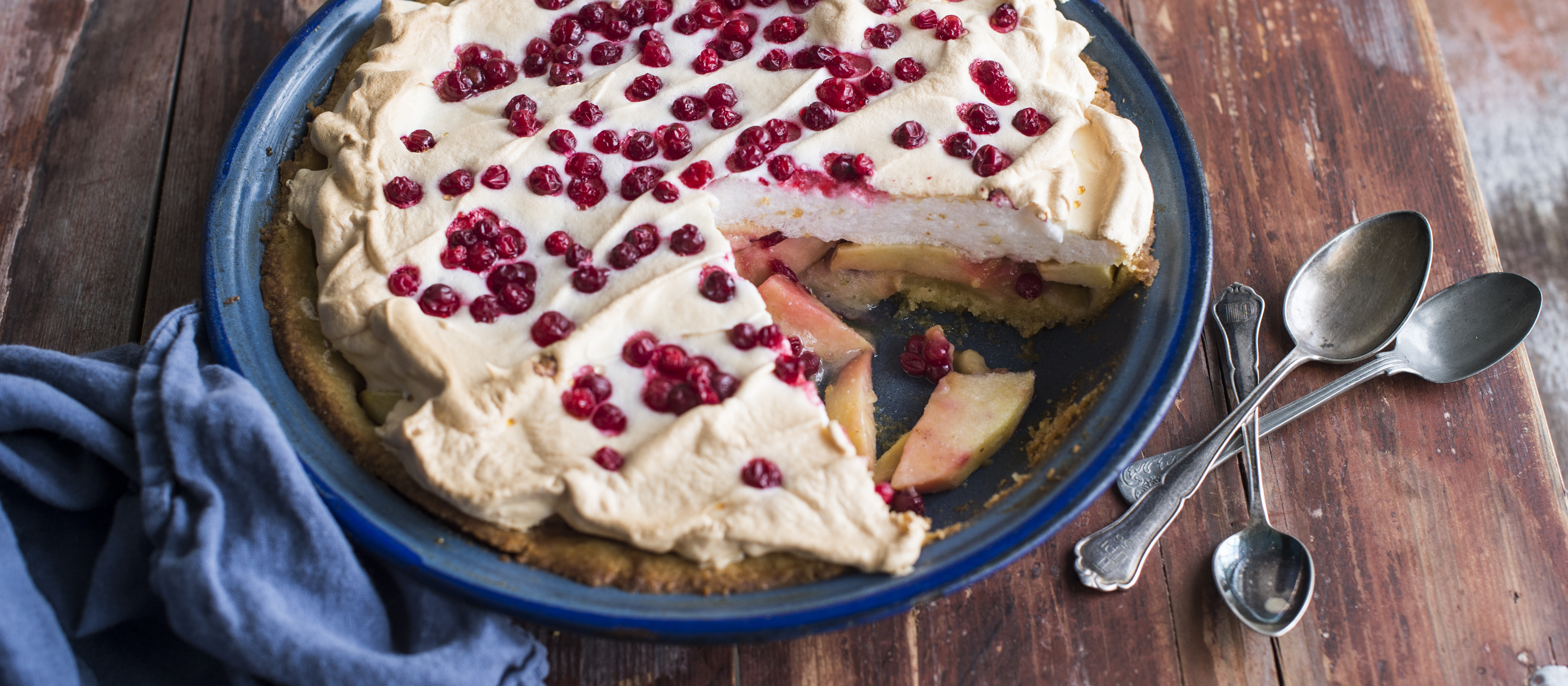 Omena-puolukka-marenkitorttu