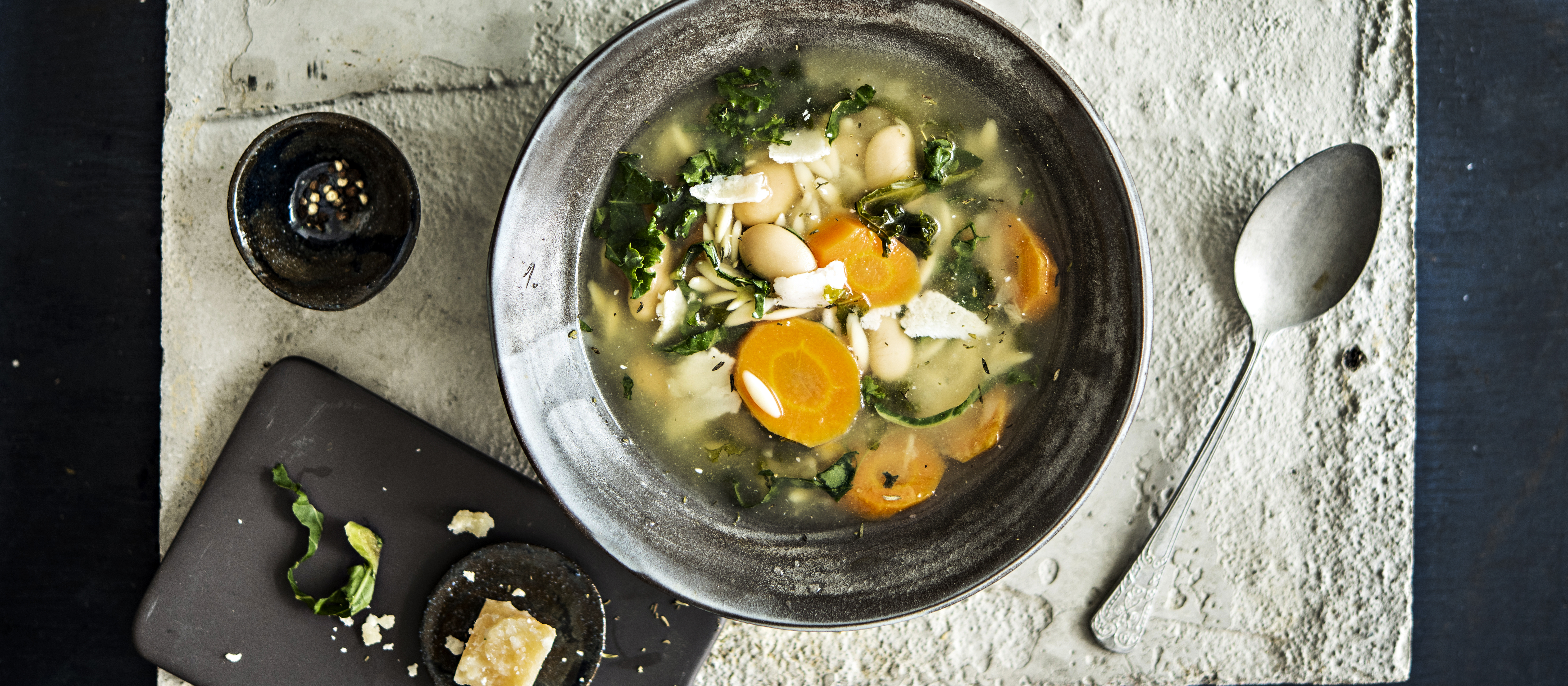 Sitruunainen valkopapukeitto