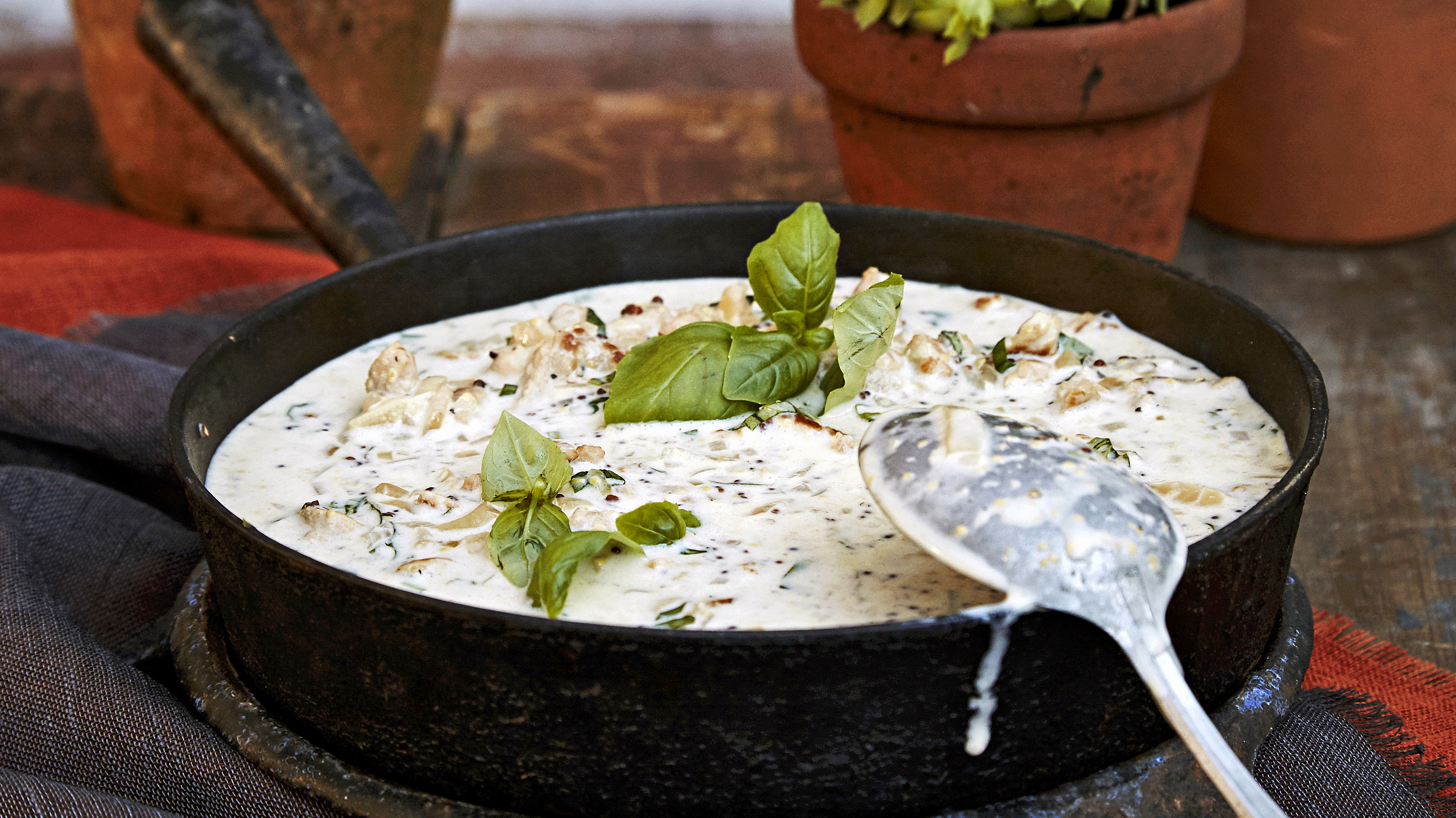 Basilika-possukastike