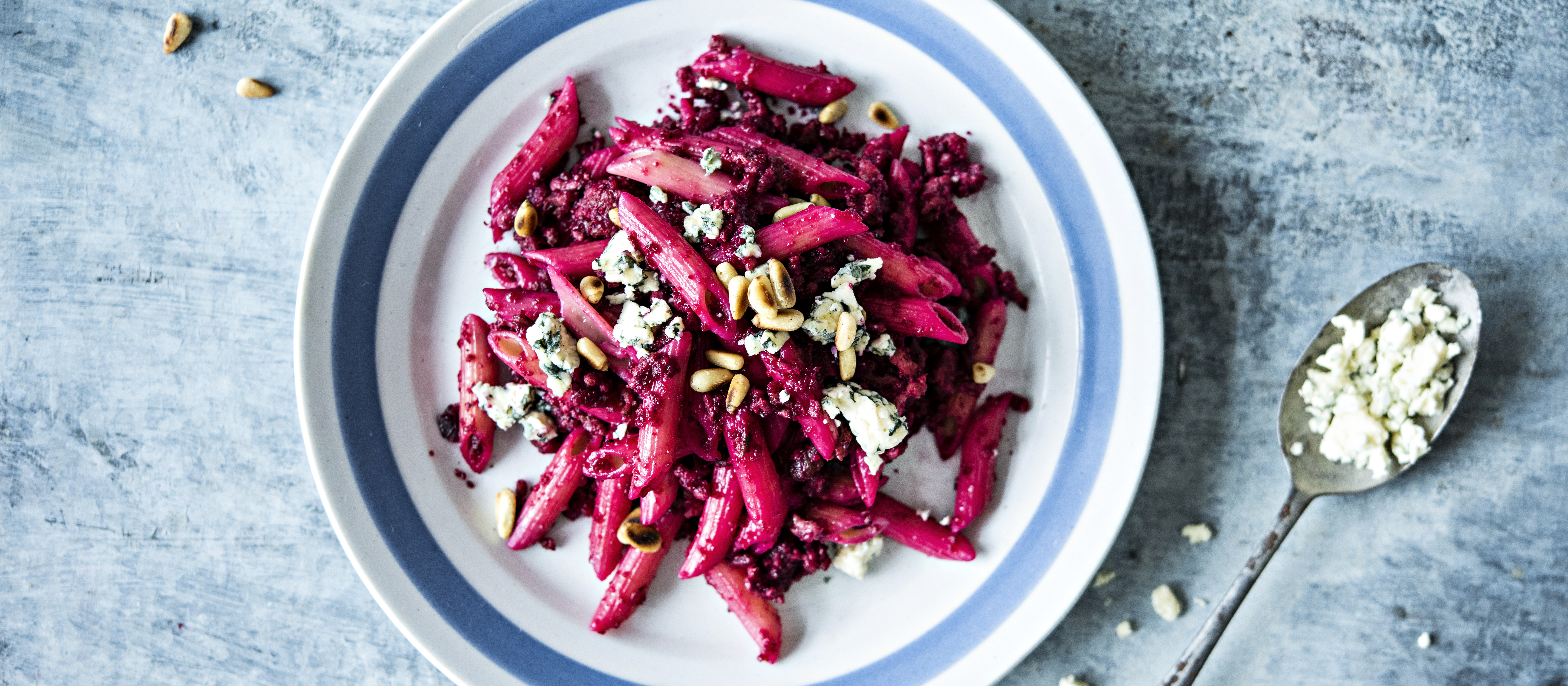 Punajuuri-jauhelihapasta