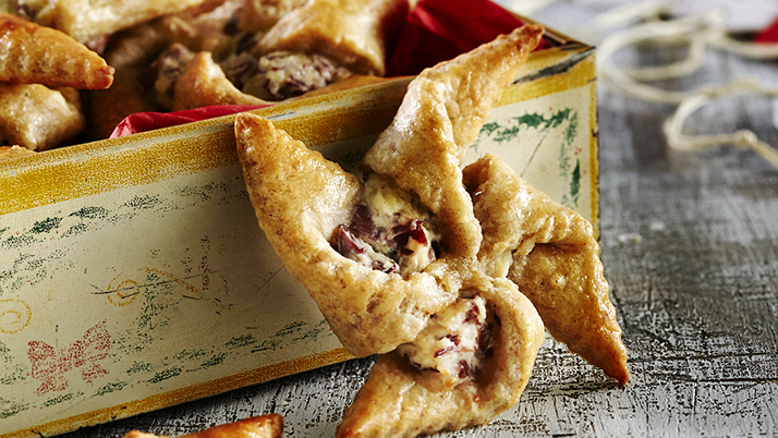 Rukiiset joulutortut porotäytteellä