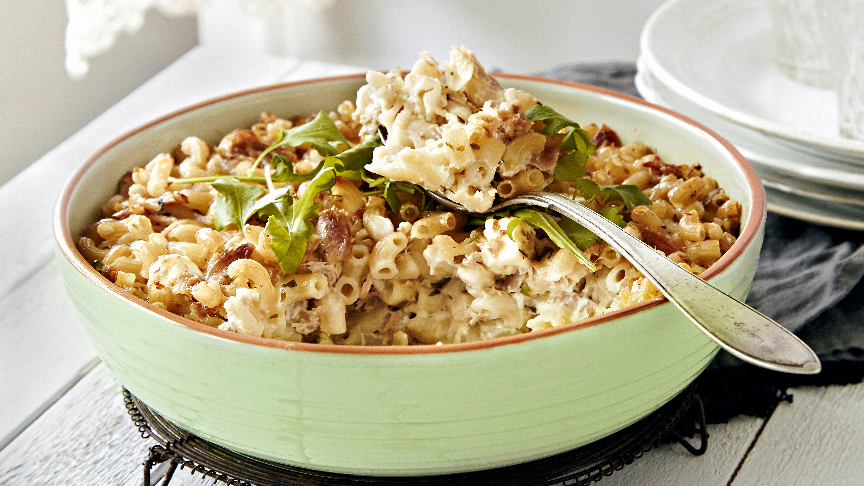 Tonnikala-makaronilaatikko