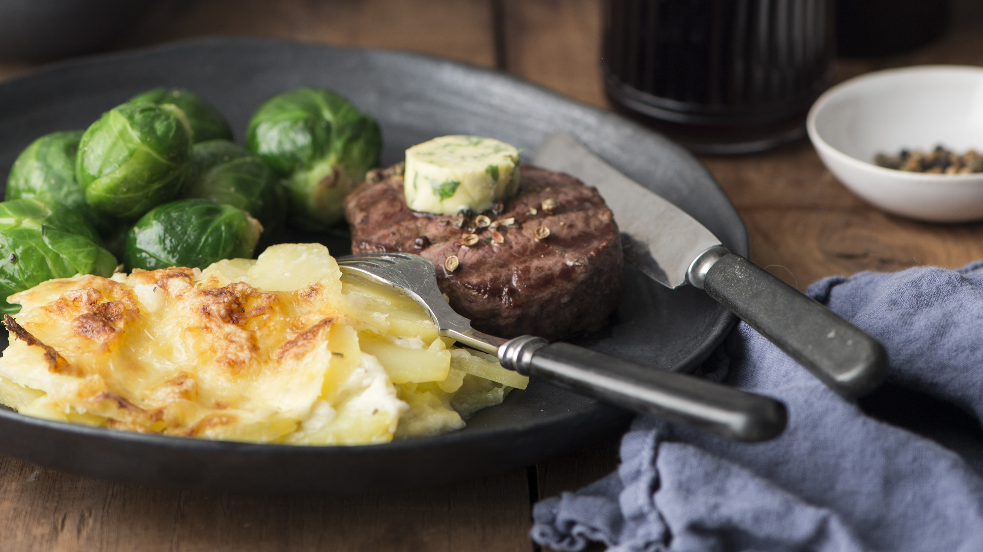 Valkosipuli-perunagratiini