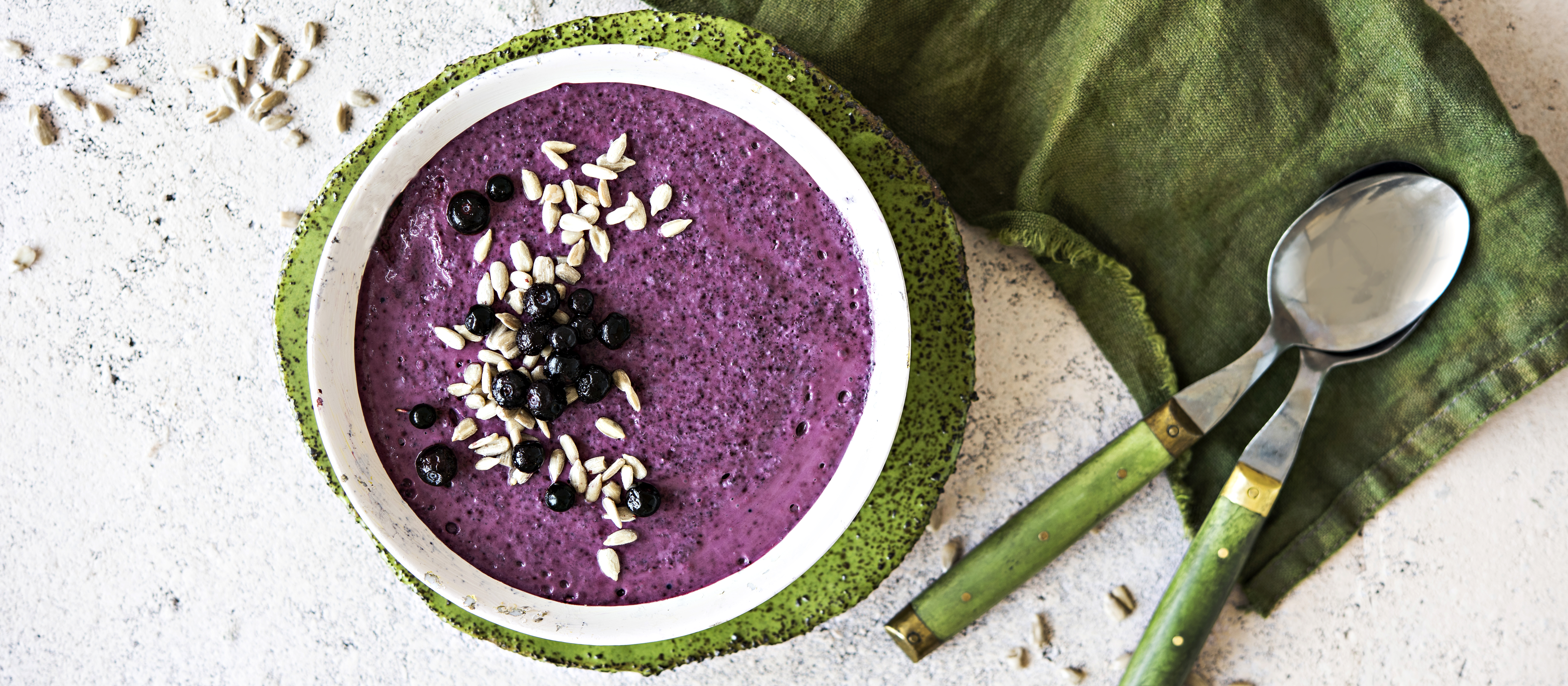 Mustikka-banaanituorepuuro