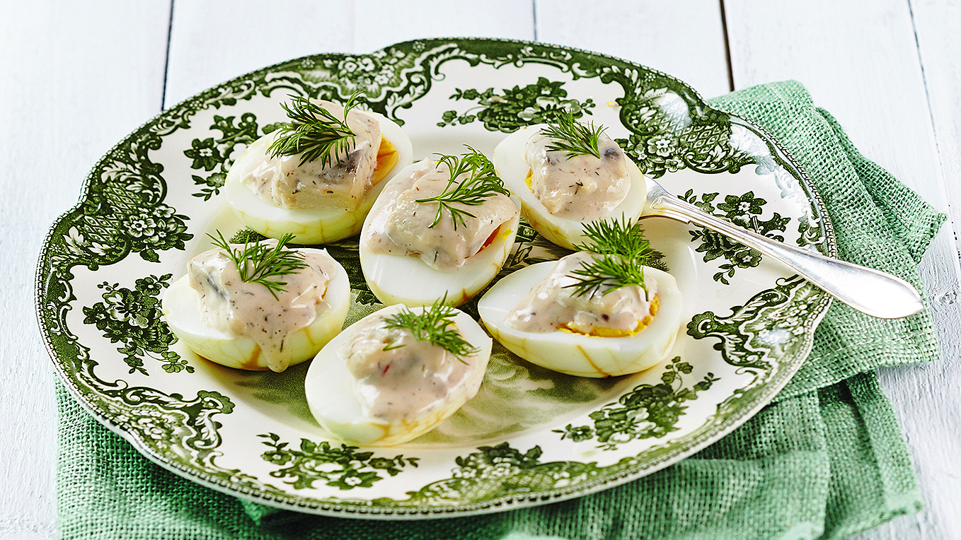 Sillitäytteiset kananmunat