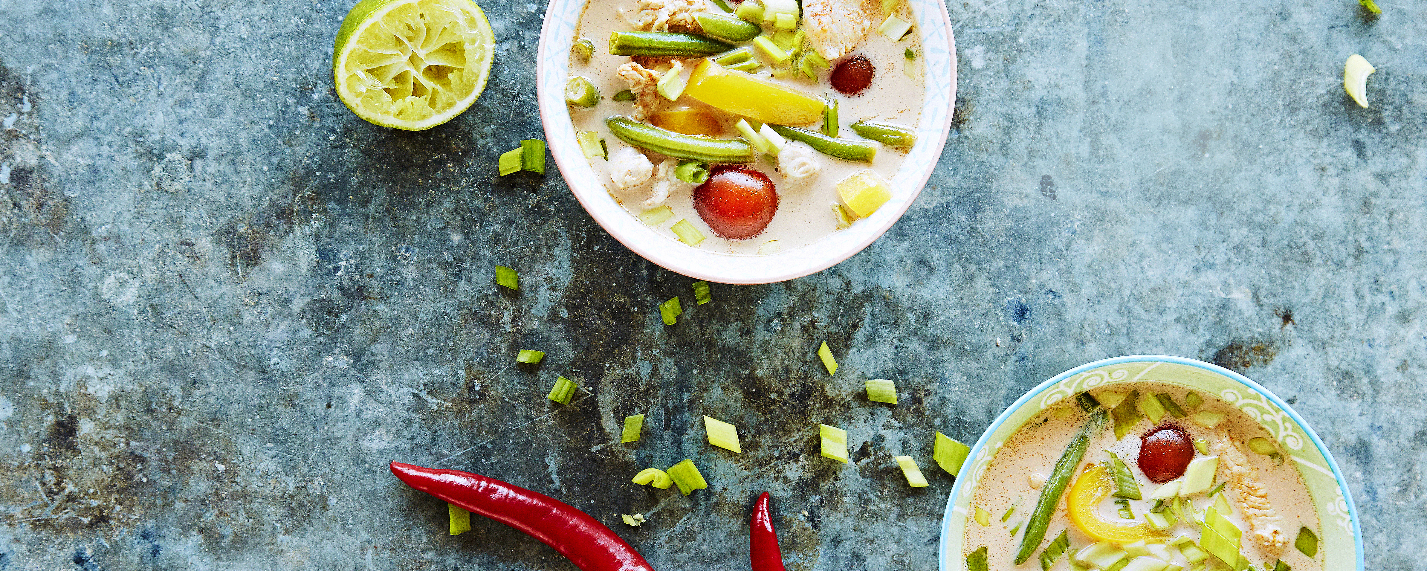 Thaimaalainen kanakeitto