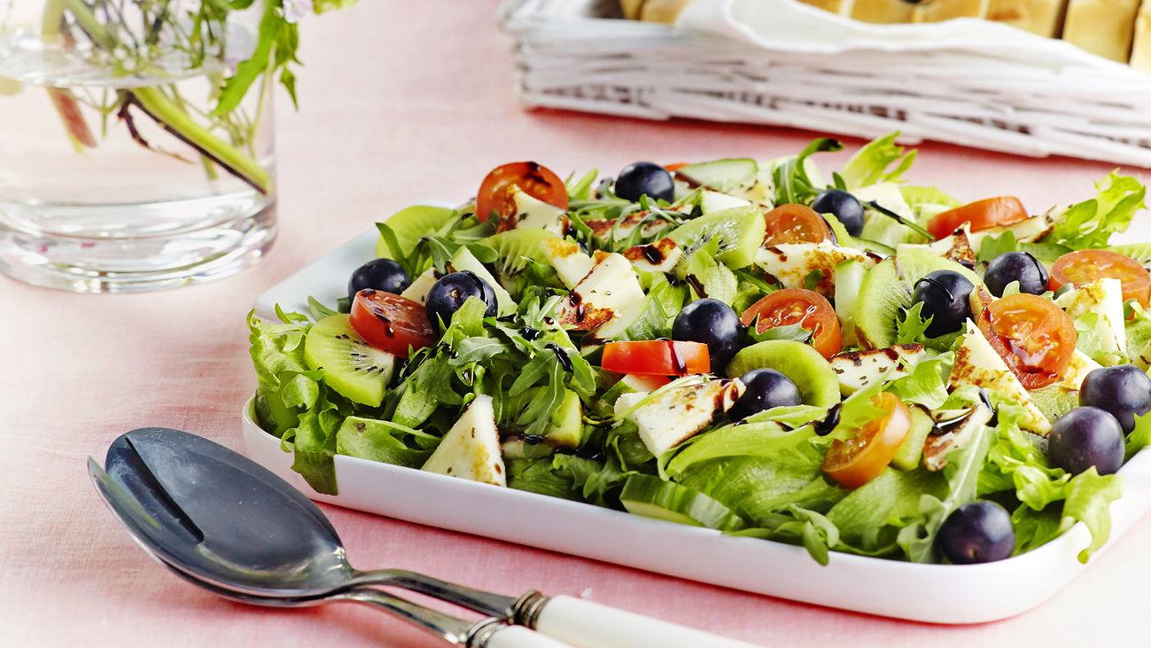 Juhlava juustosalaatti