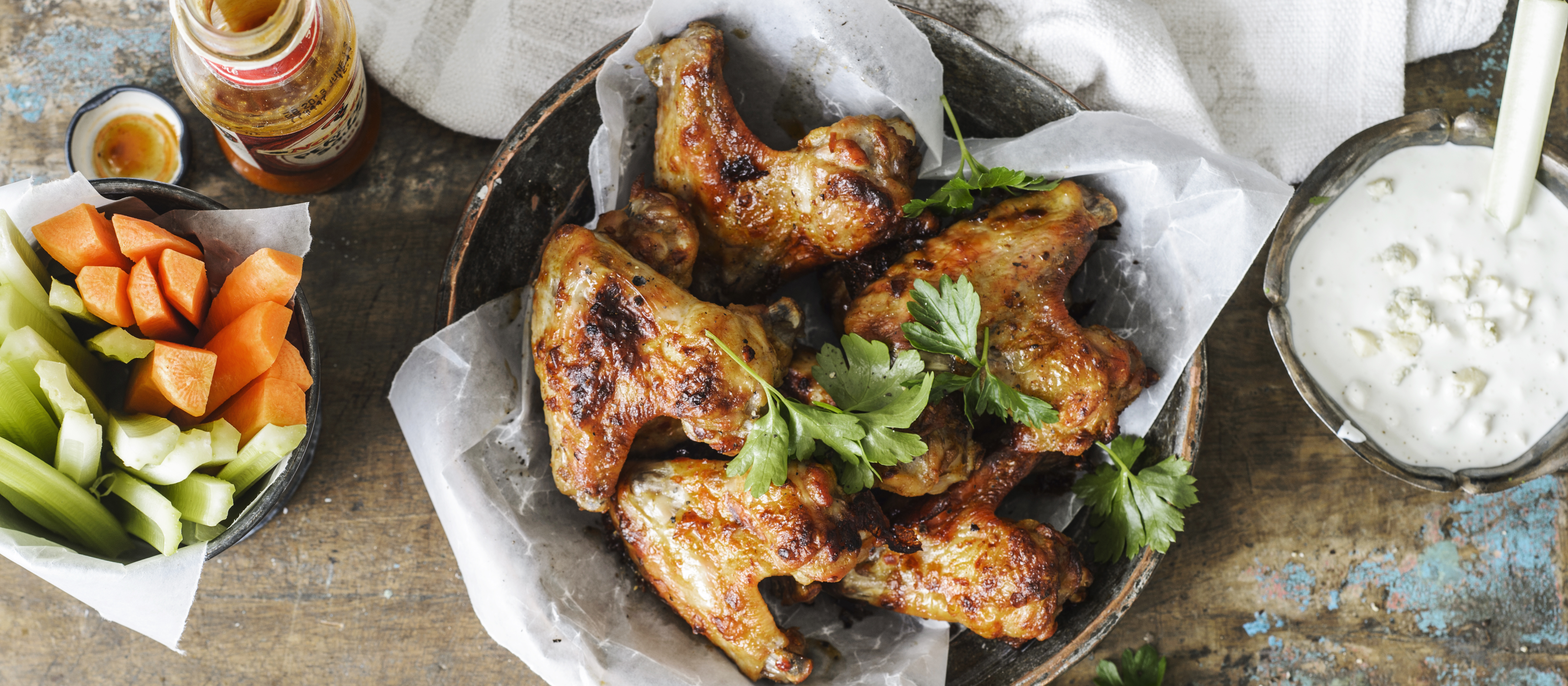 Hot wings ja sinihomejuustodippi