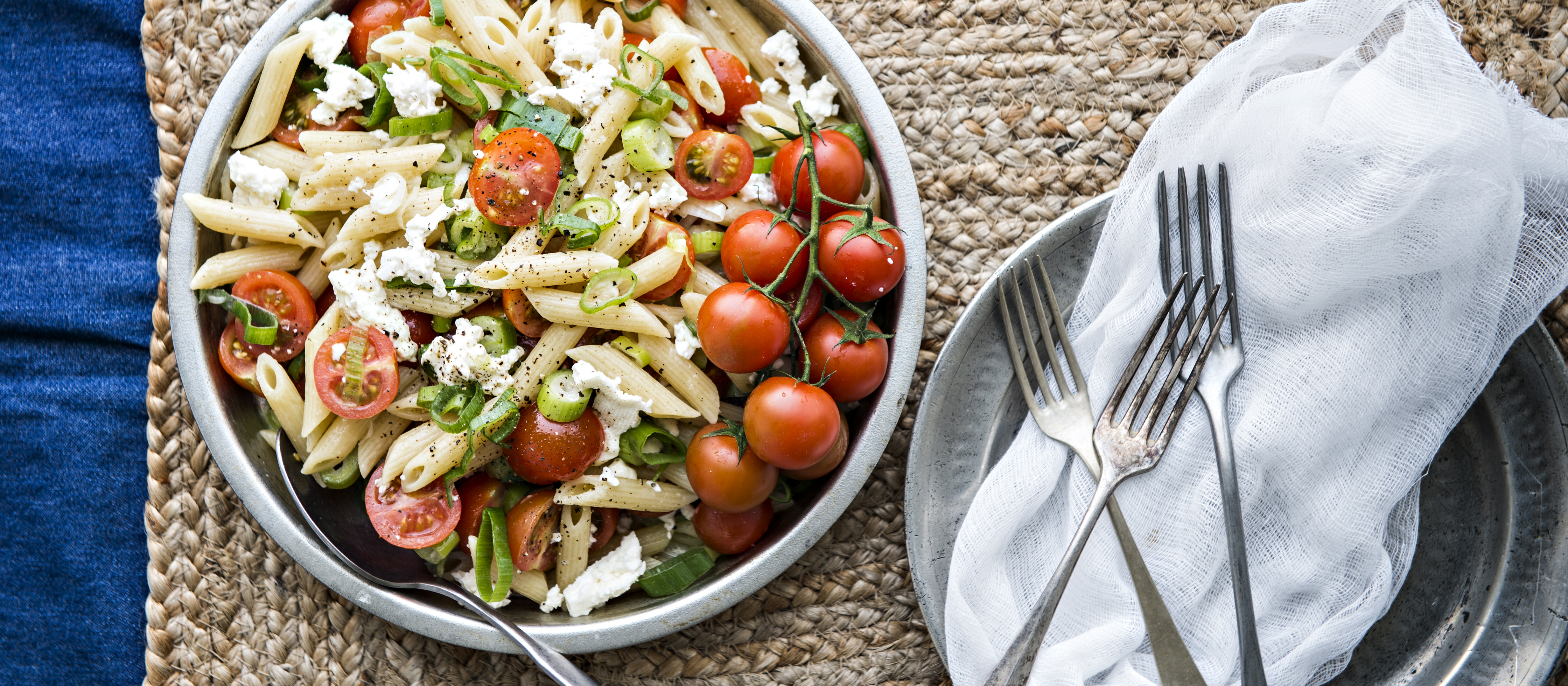 Kesäsipuli-tomaattipasta 