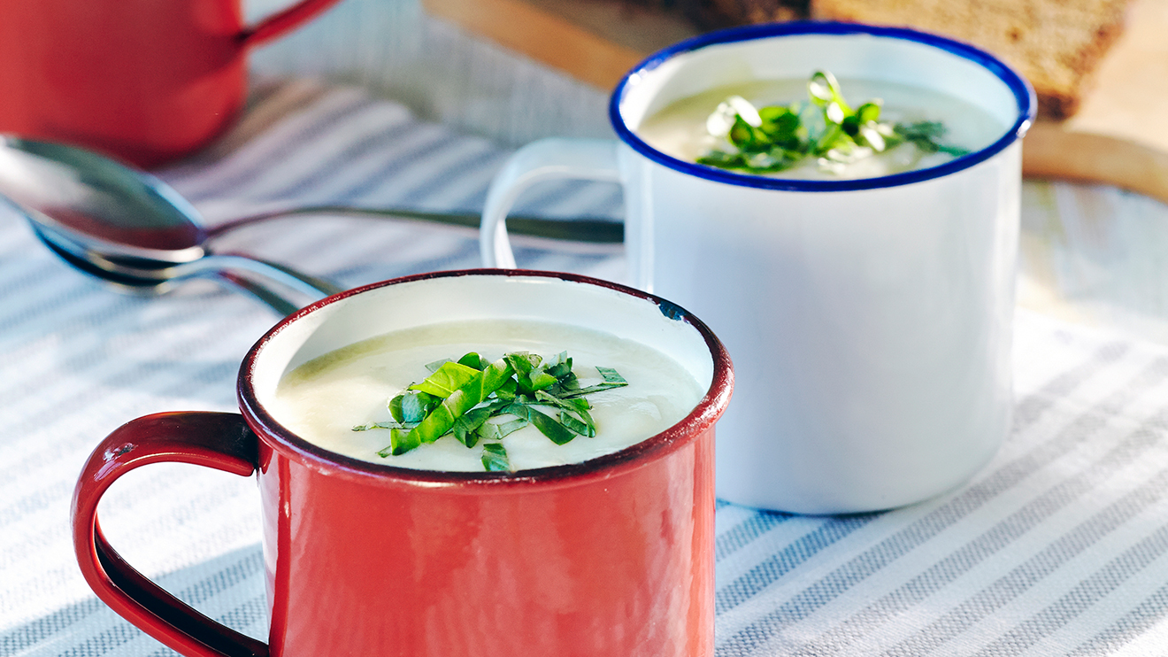 Pehmea Kukkakaalisosekeitto Alkuruoat Reseptit K Ruoka