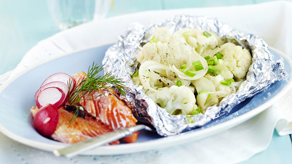 Sinihomejuusto-kukkakaalinyytit