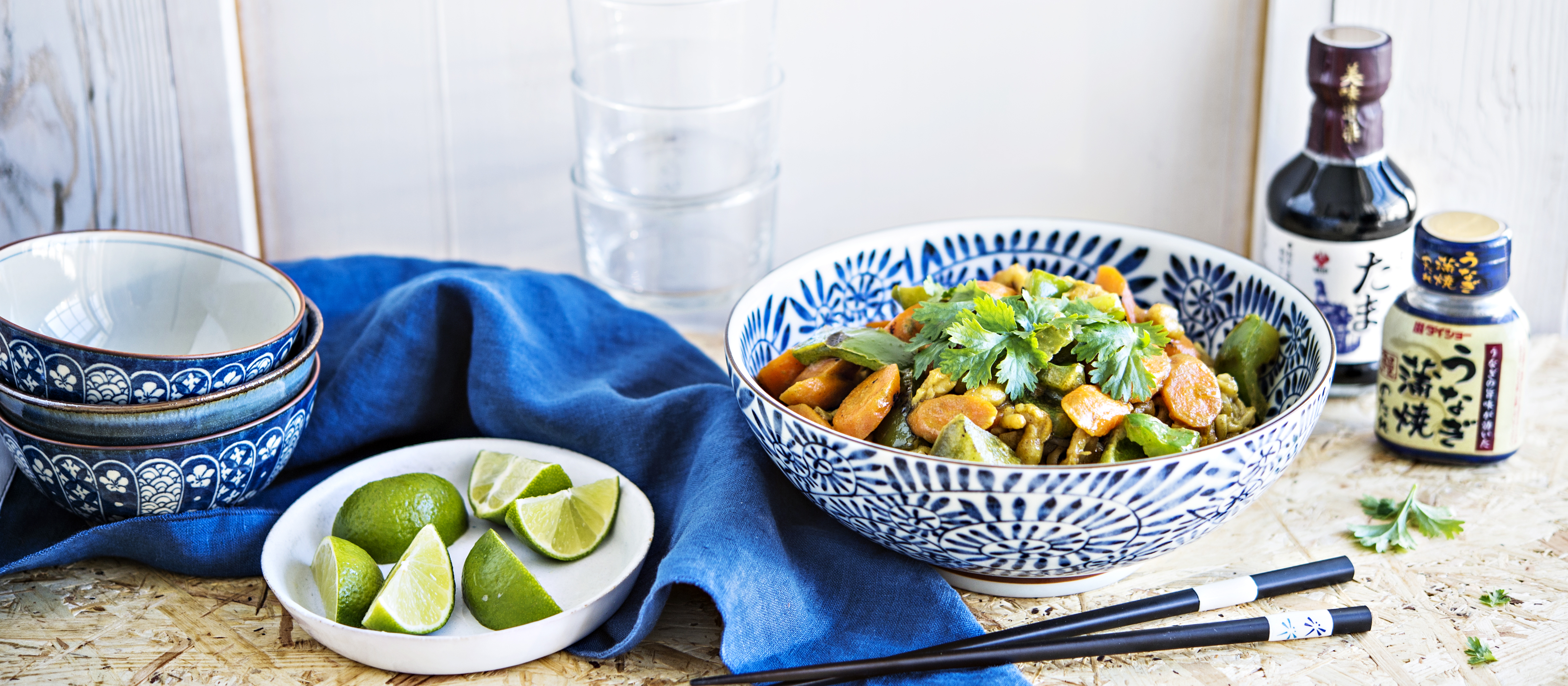 Kookos-katkarapu-nuudeliwokki