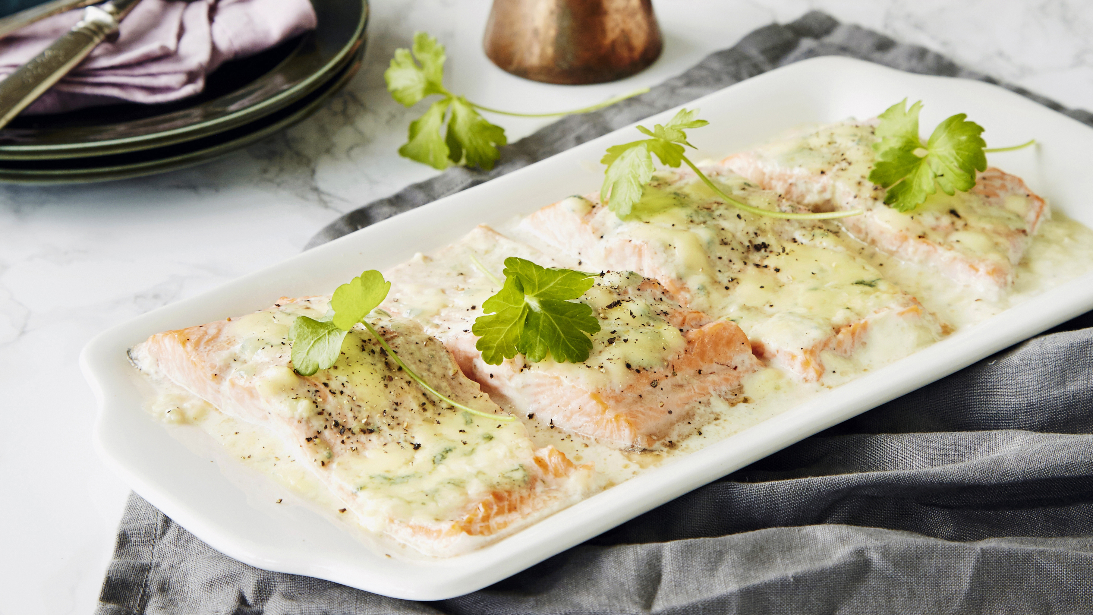 Helppo kirjolohi mikrossa