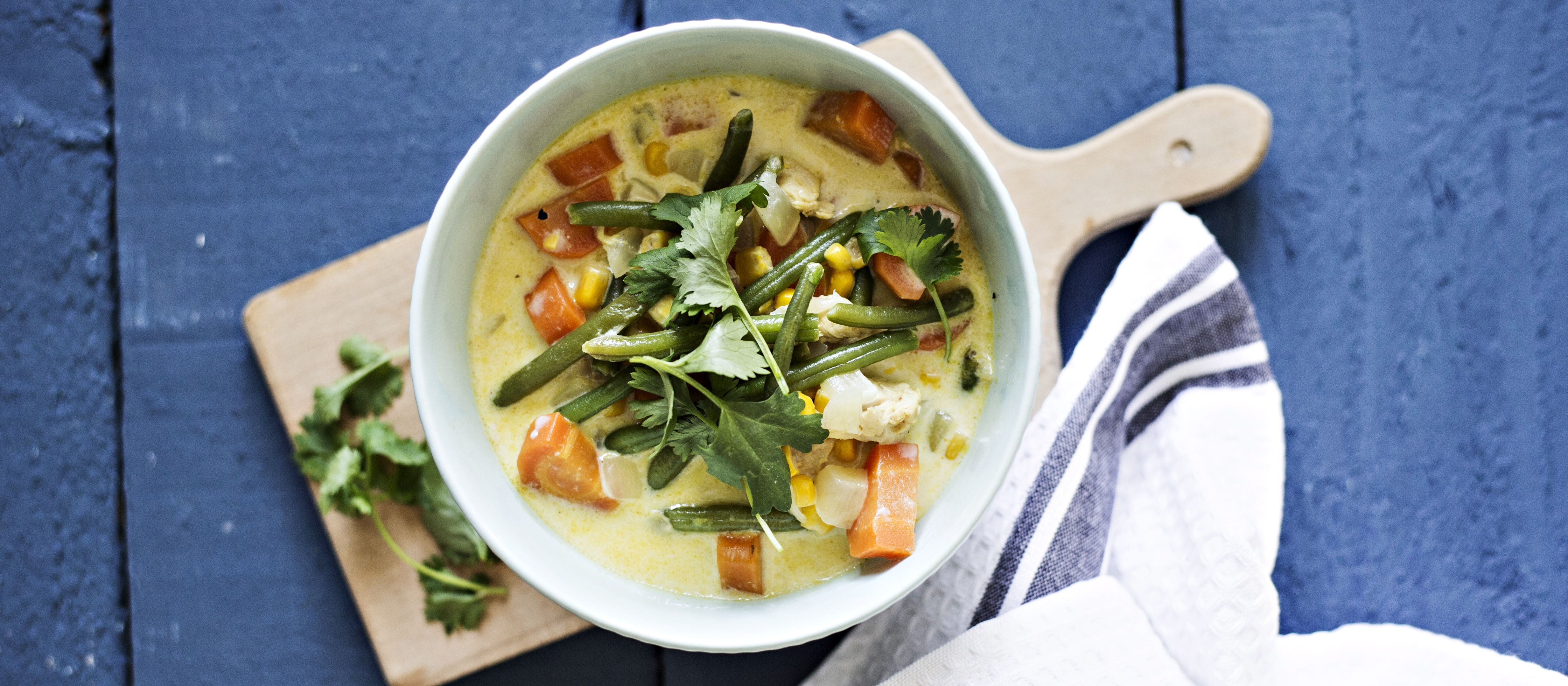 Juustoinen kanakeitto