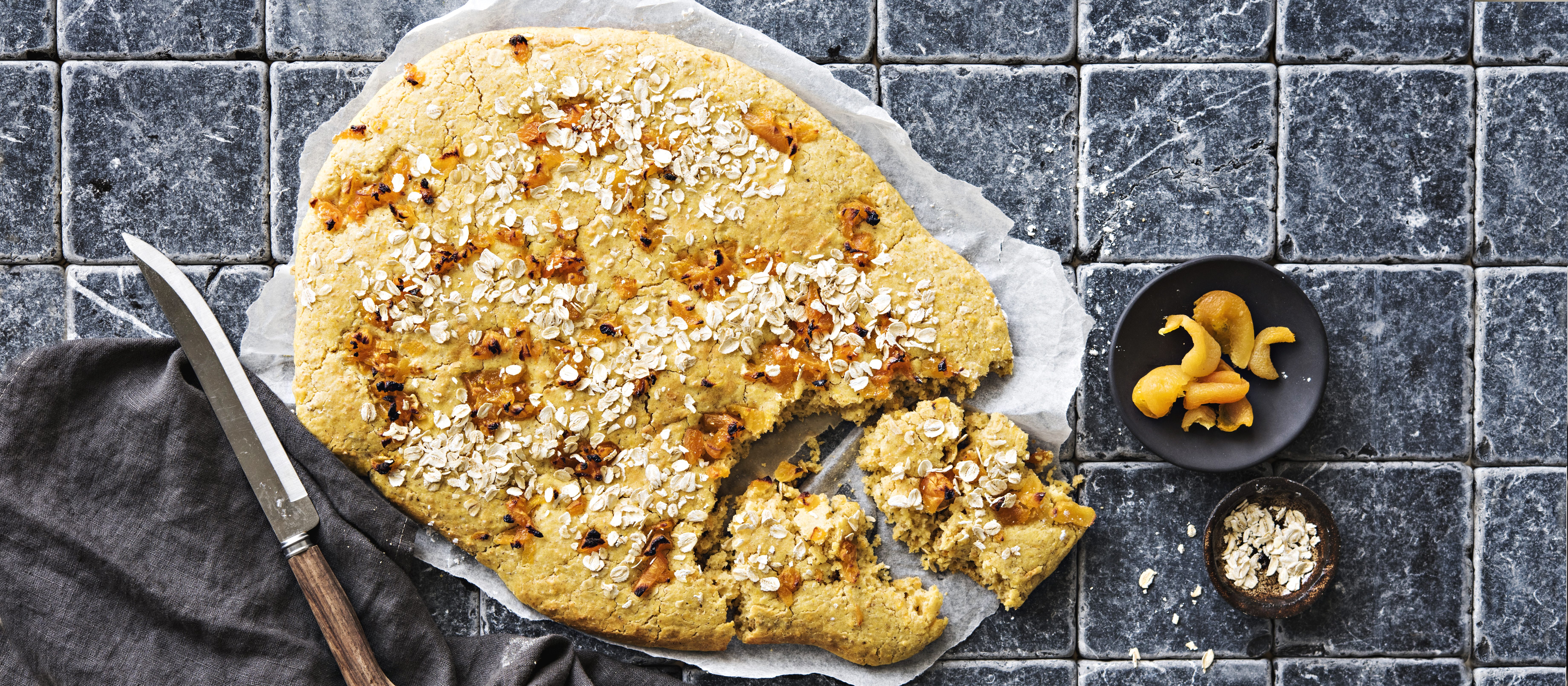 Gluteeniton porkkana-kaurapeltileipä