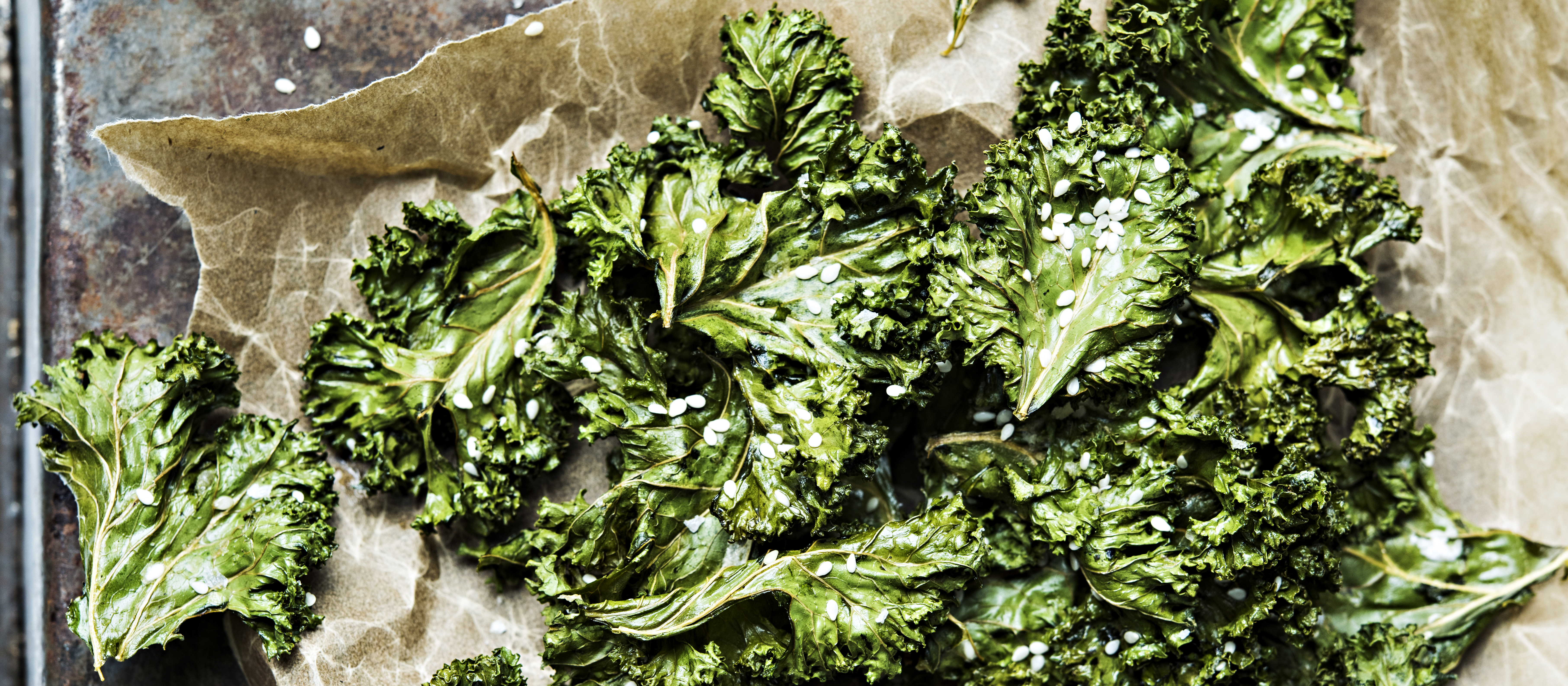 Seesami-lehtikaalisipsit