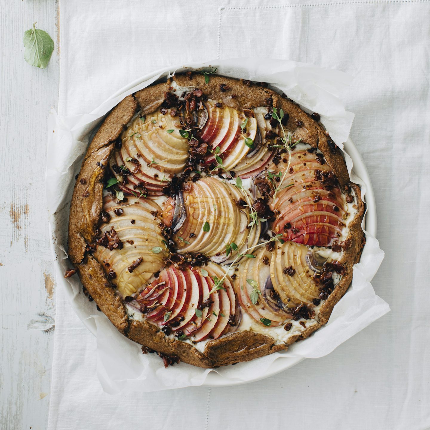 Suolainen omenapiirakka | Suolaiset leivonnaiset | Reseptit | K-Ruoka