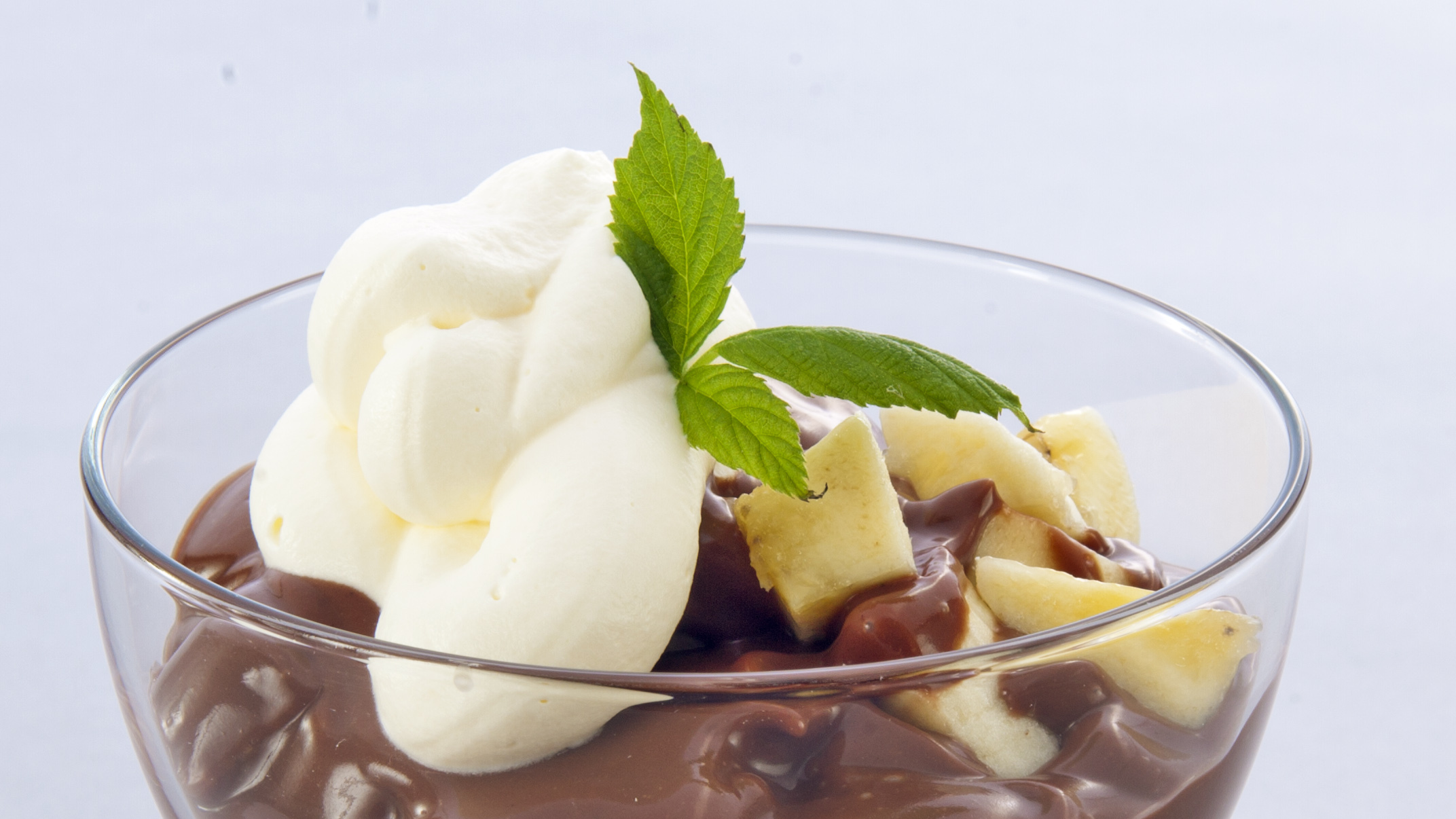 Inkiväärinen banaani-suklaahoukutus