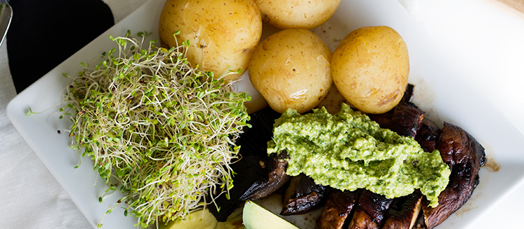 Portobellopihvit persiljapestolla