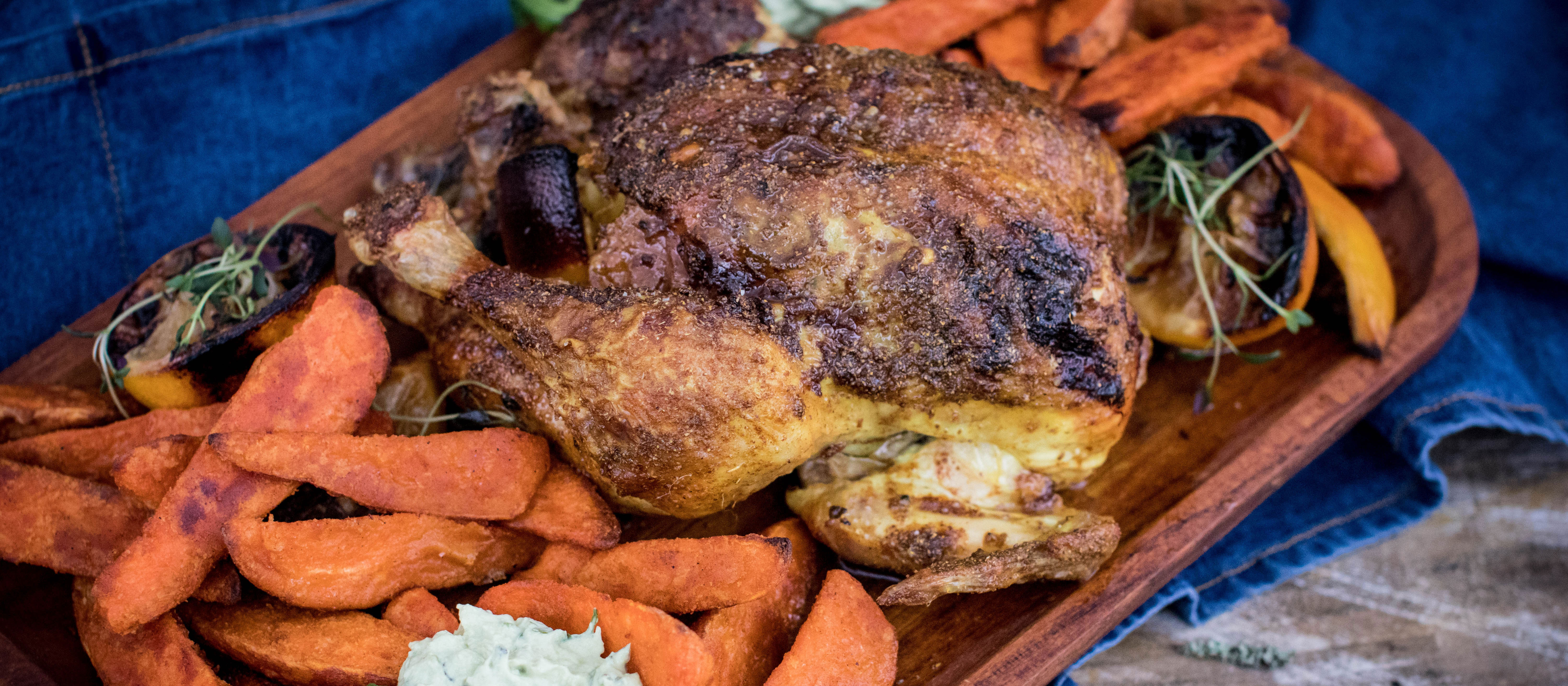 Ras el hanout -broileri ja bataattilohkot