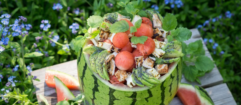 Vesimeloni-kalkkunasalaatti