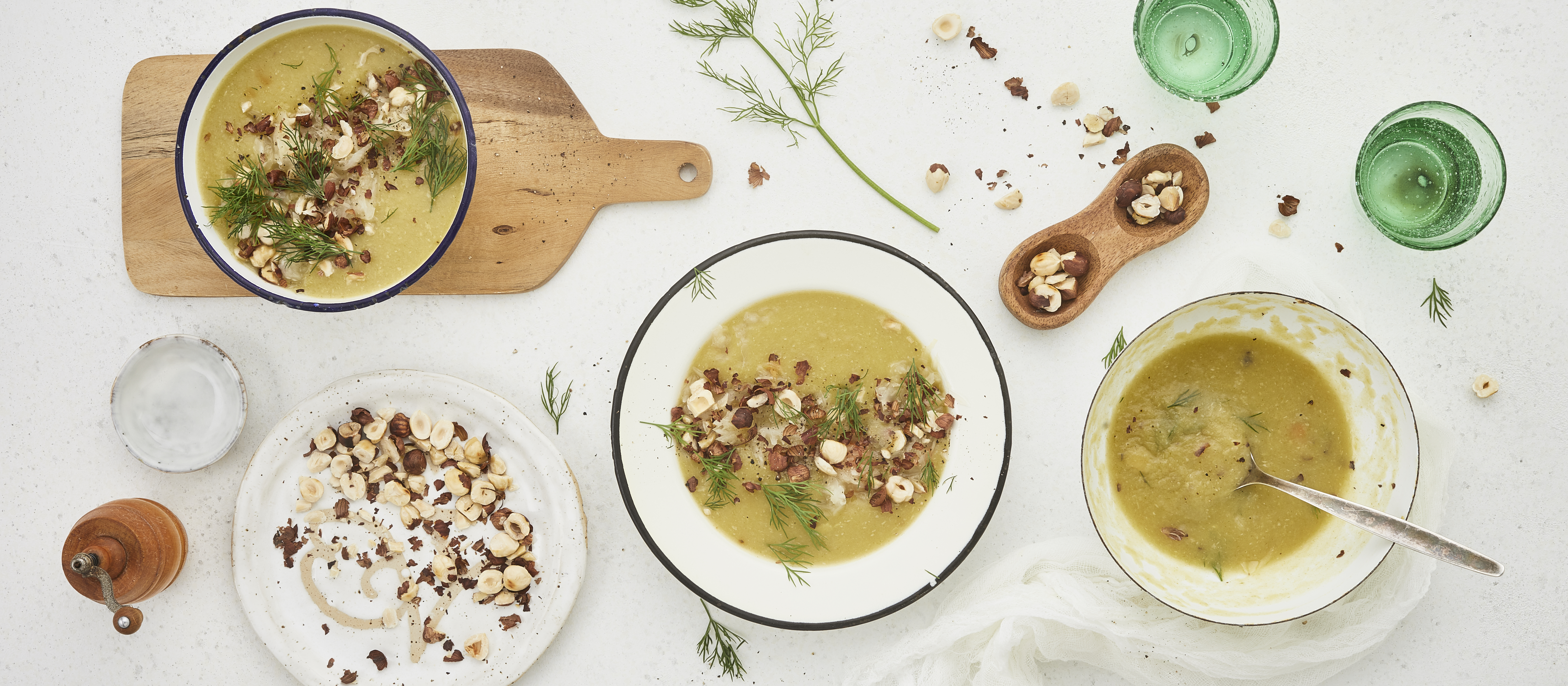 Hapankaali-perunakeitto